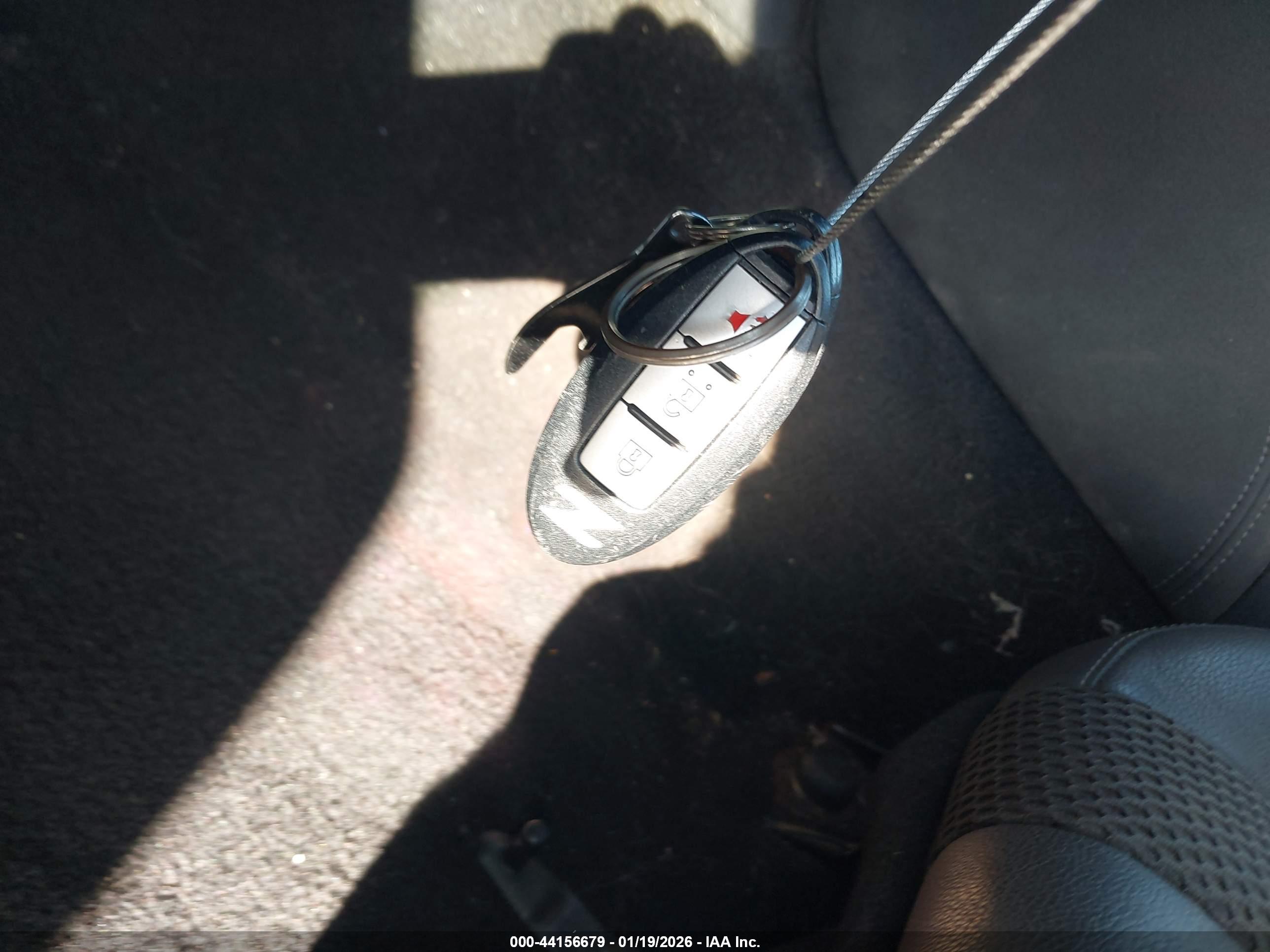 NISSAN 370Z image 11