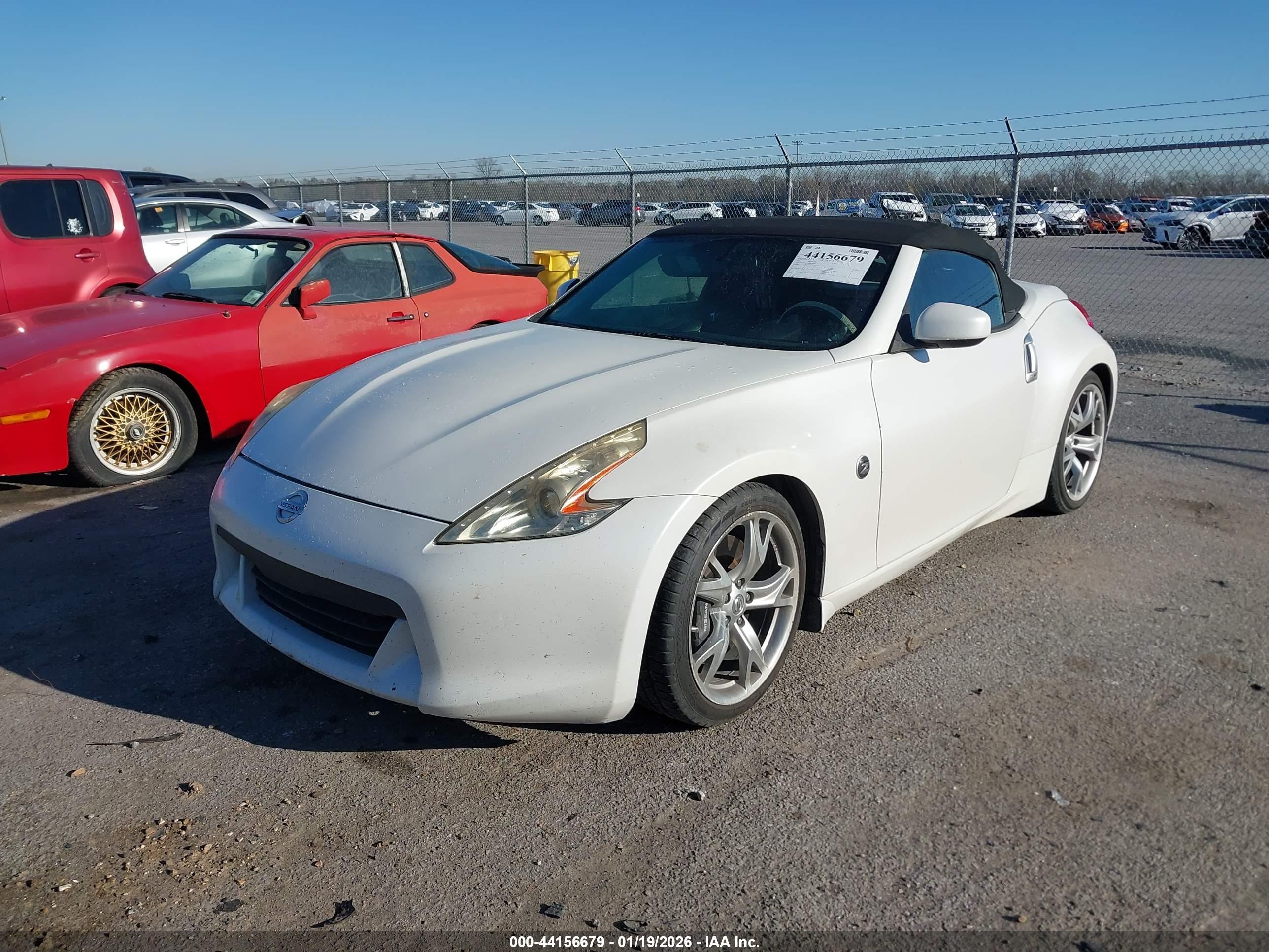 NISSAN 370Z image 2