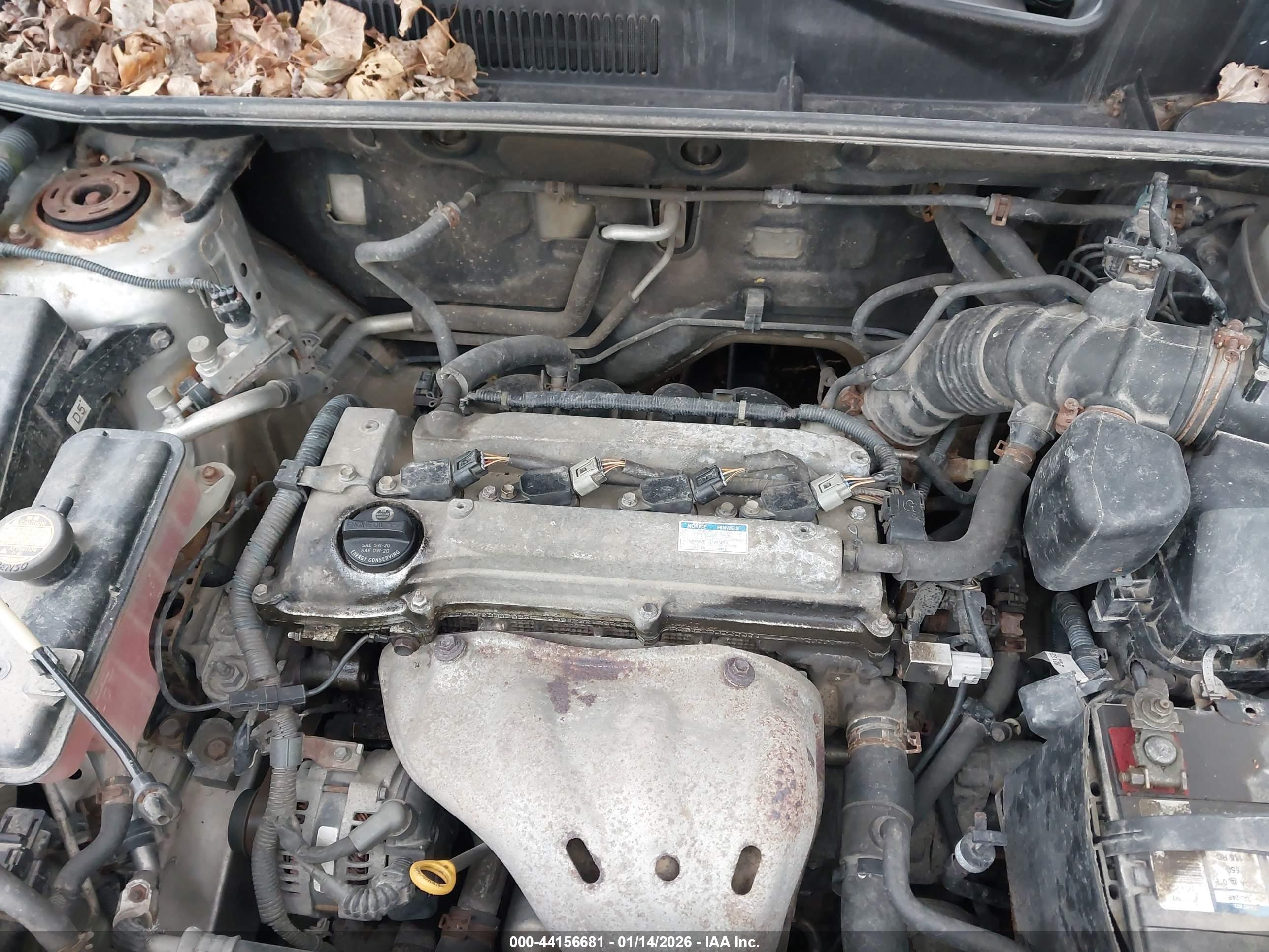 TOYOTA RAV4 image 10