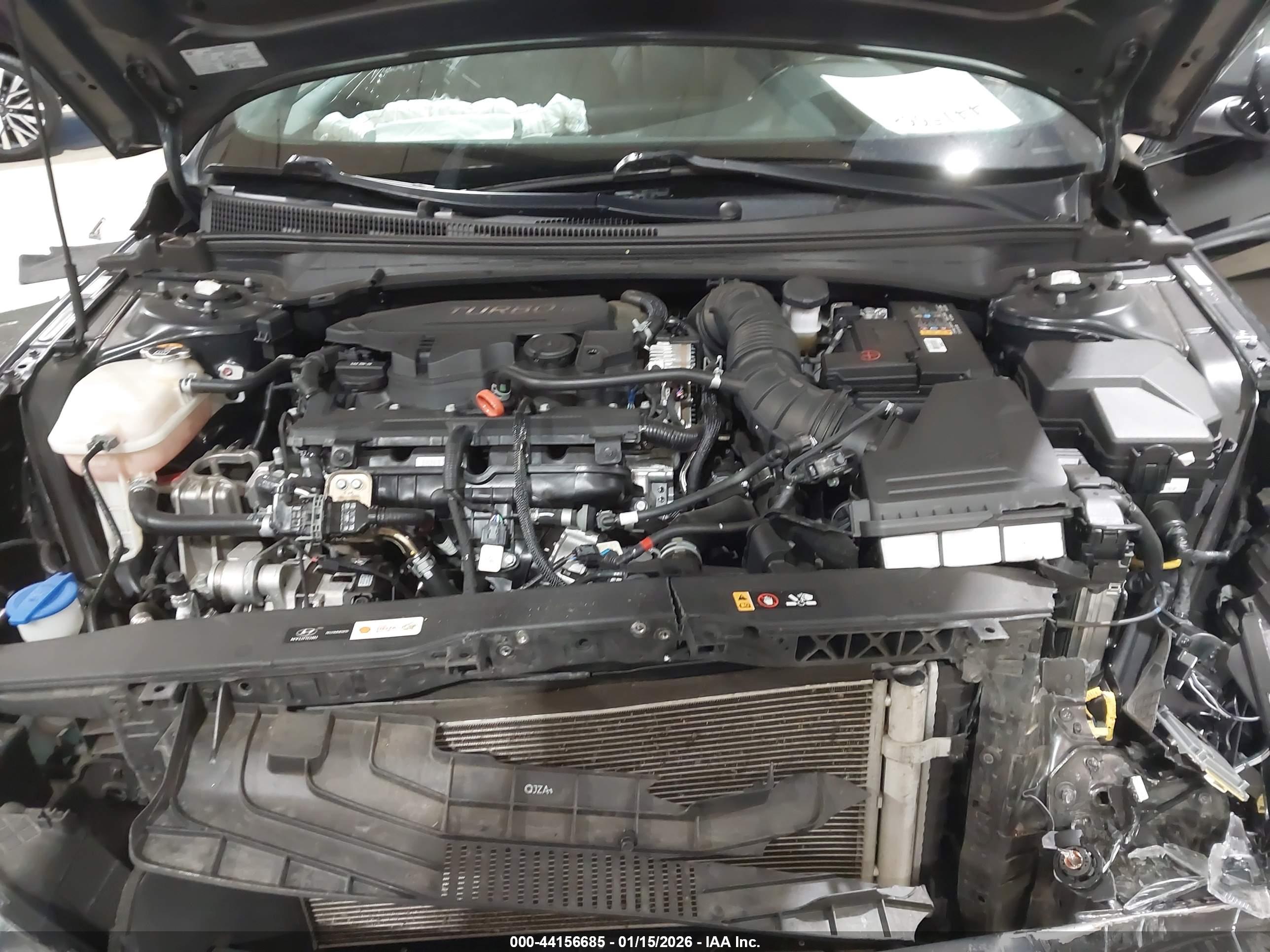 HYUNDAI ELANTRA image 10