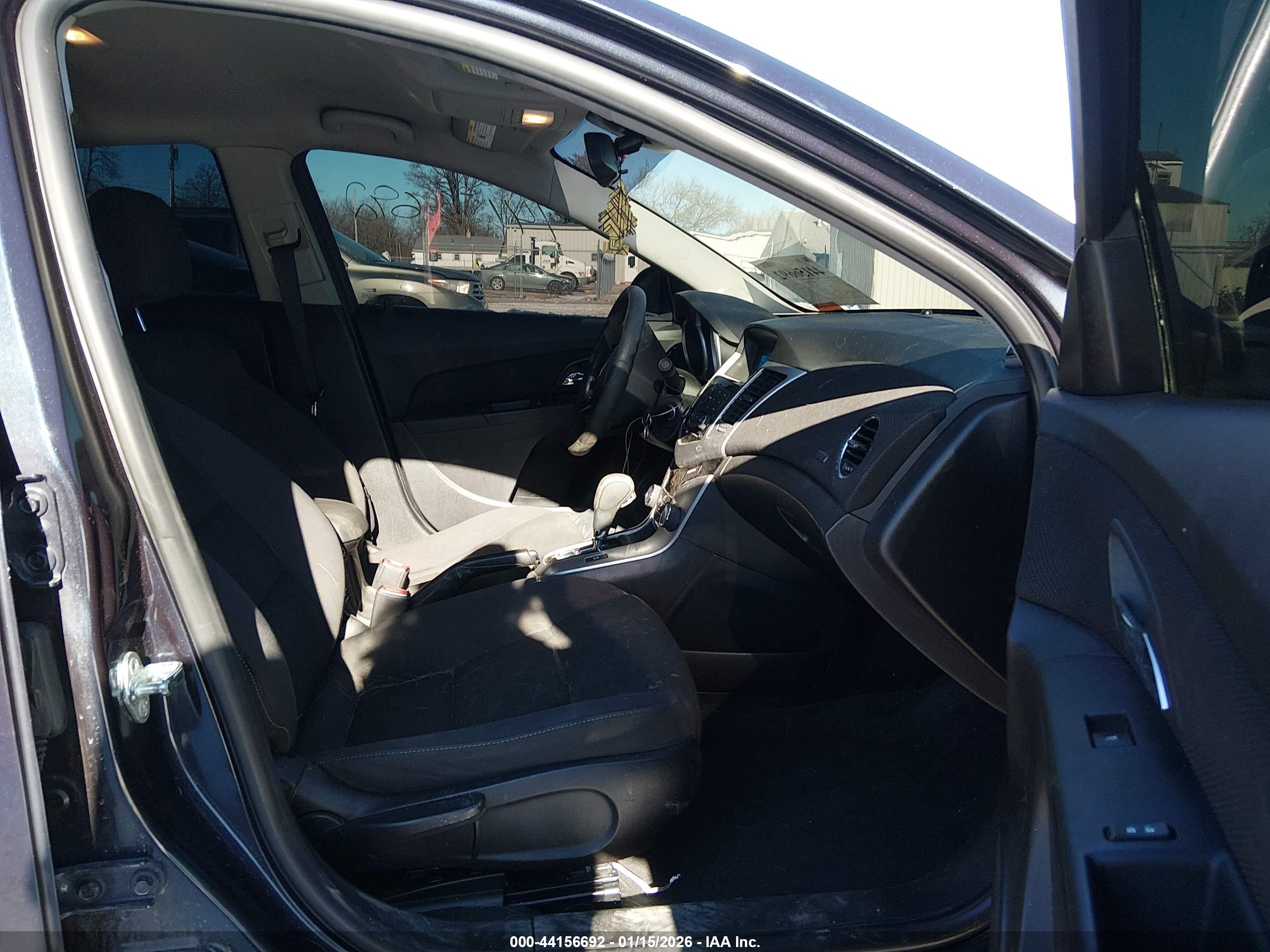 CHEVROLET CRUZE image 5