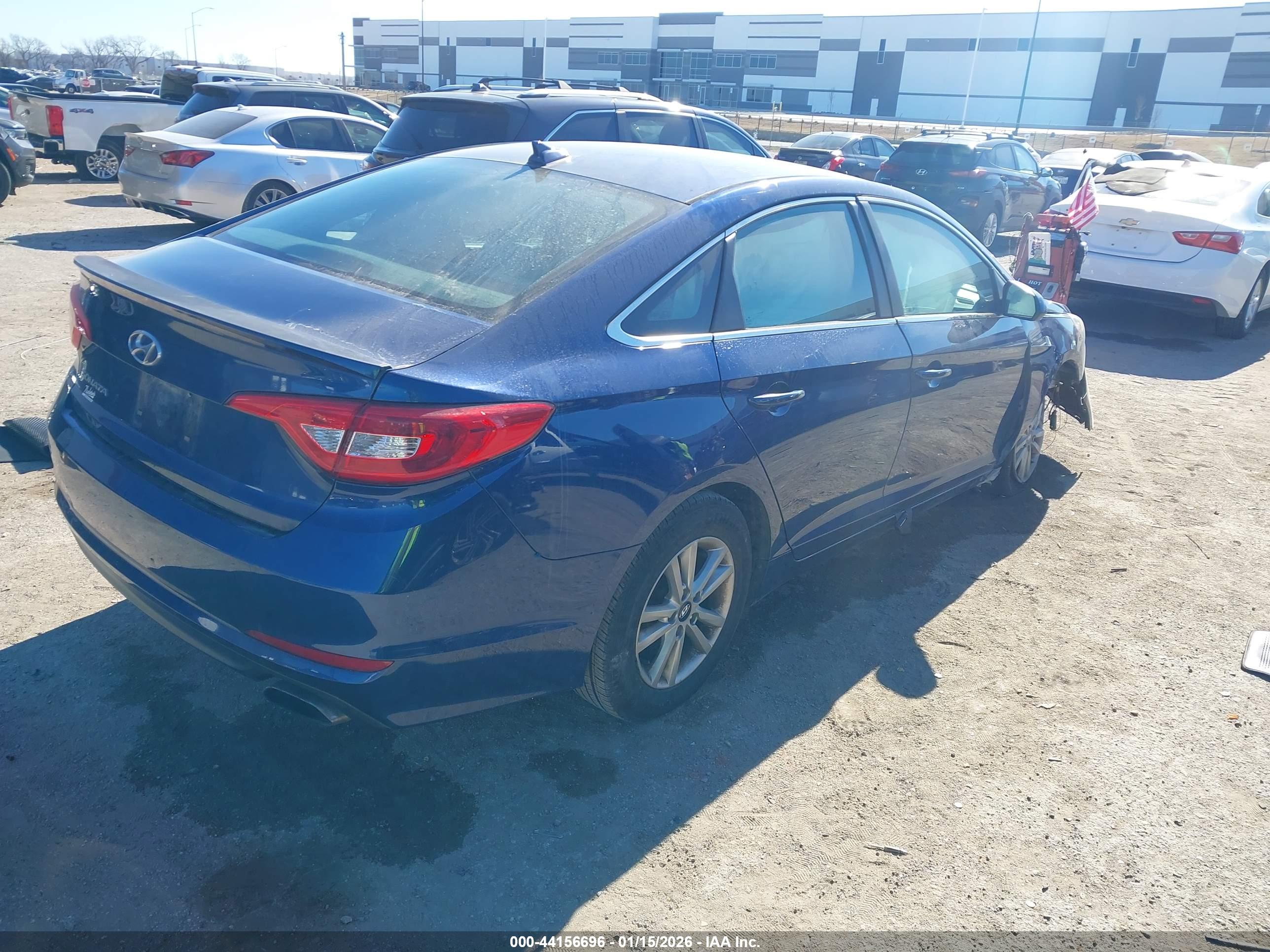HYUNDAI SONATA image 4