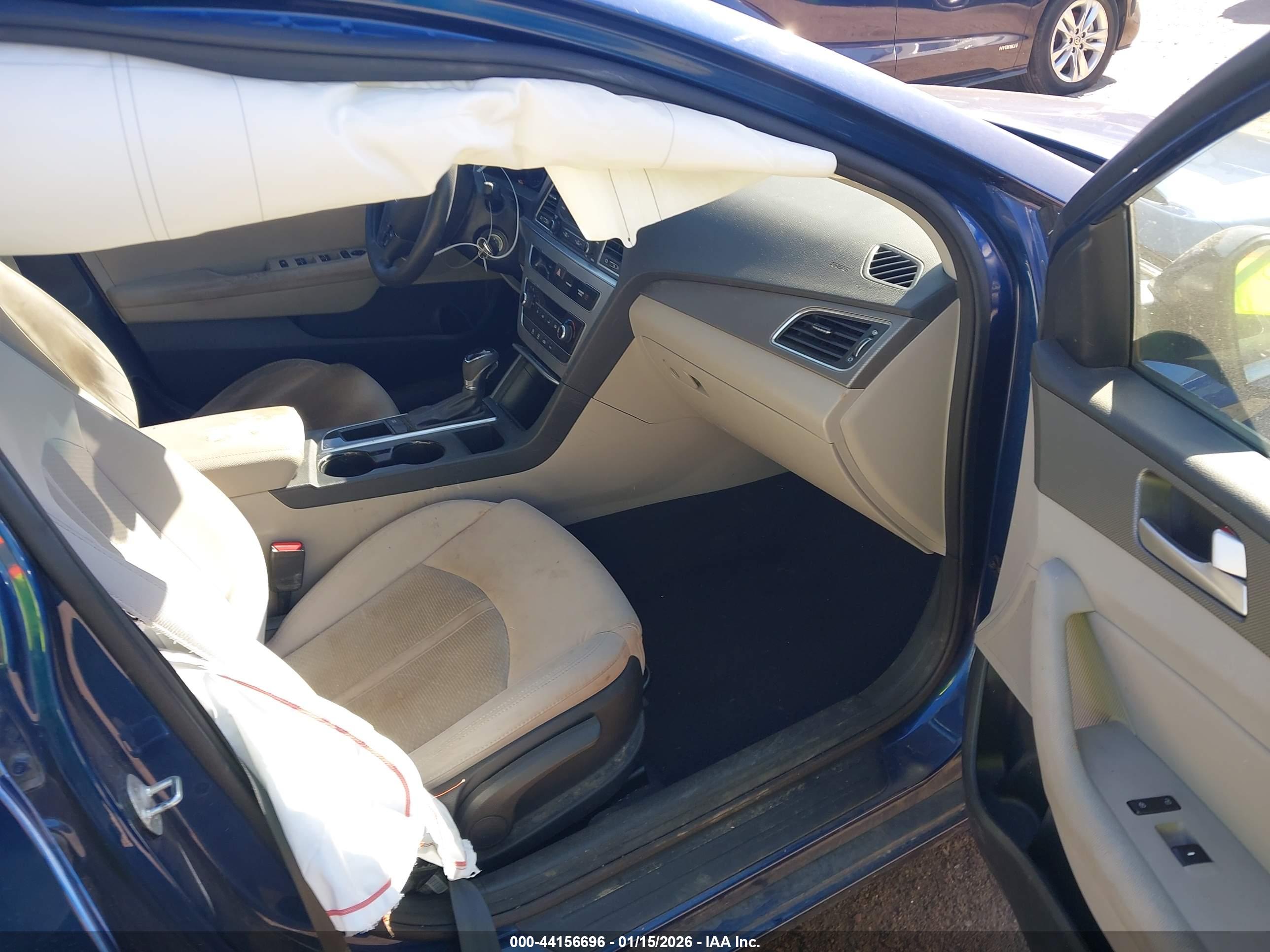 HYUNDAI SONATA image 5