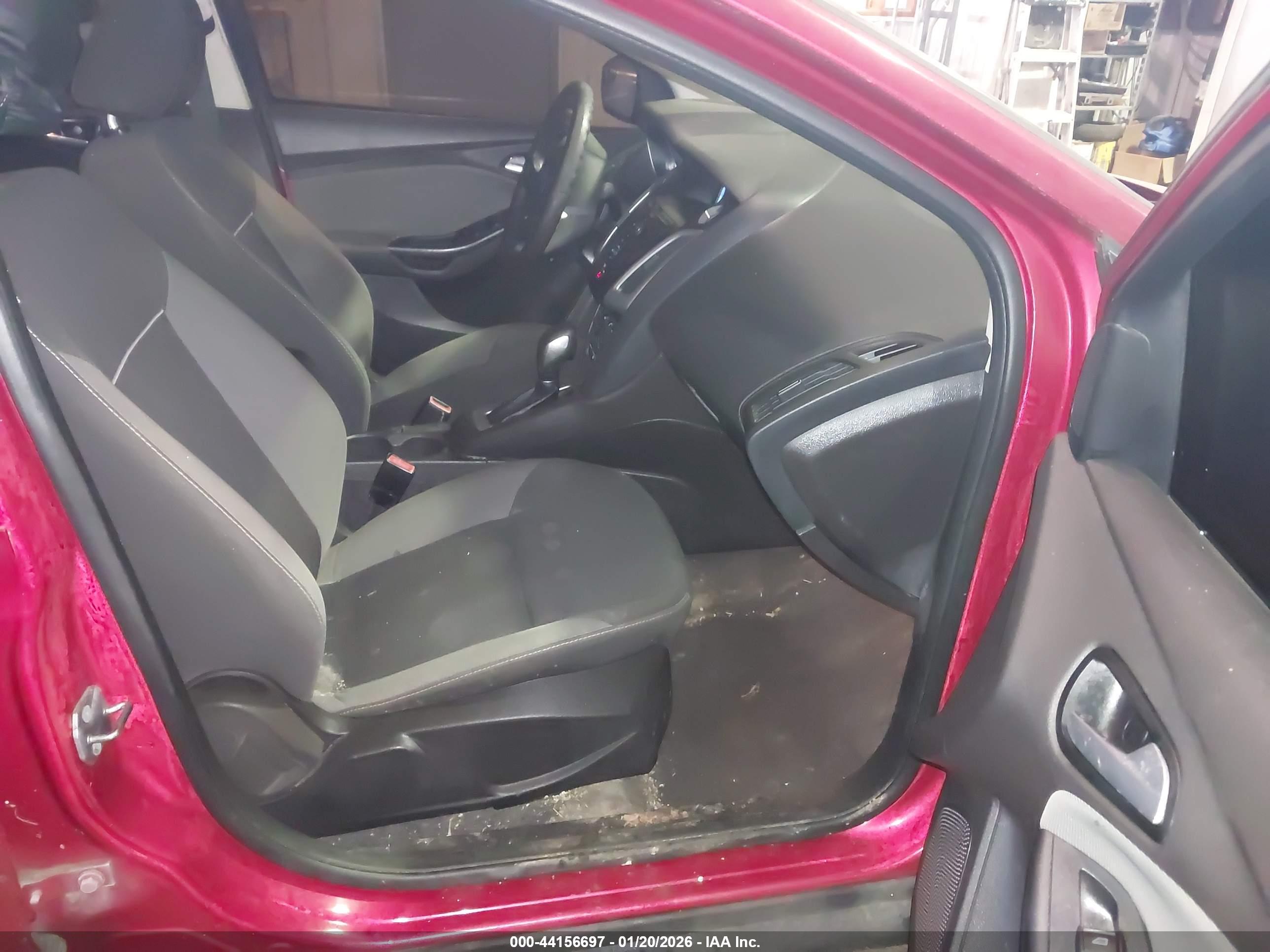 FORD FOCUS image 5