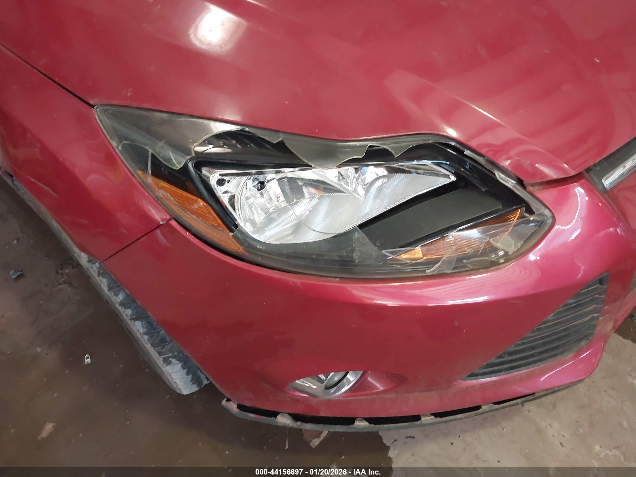 FORD FOCUS image 6