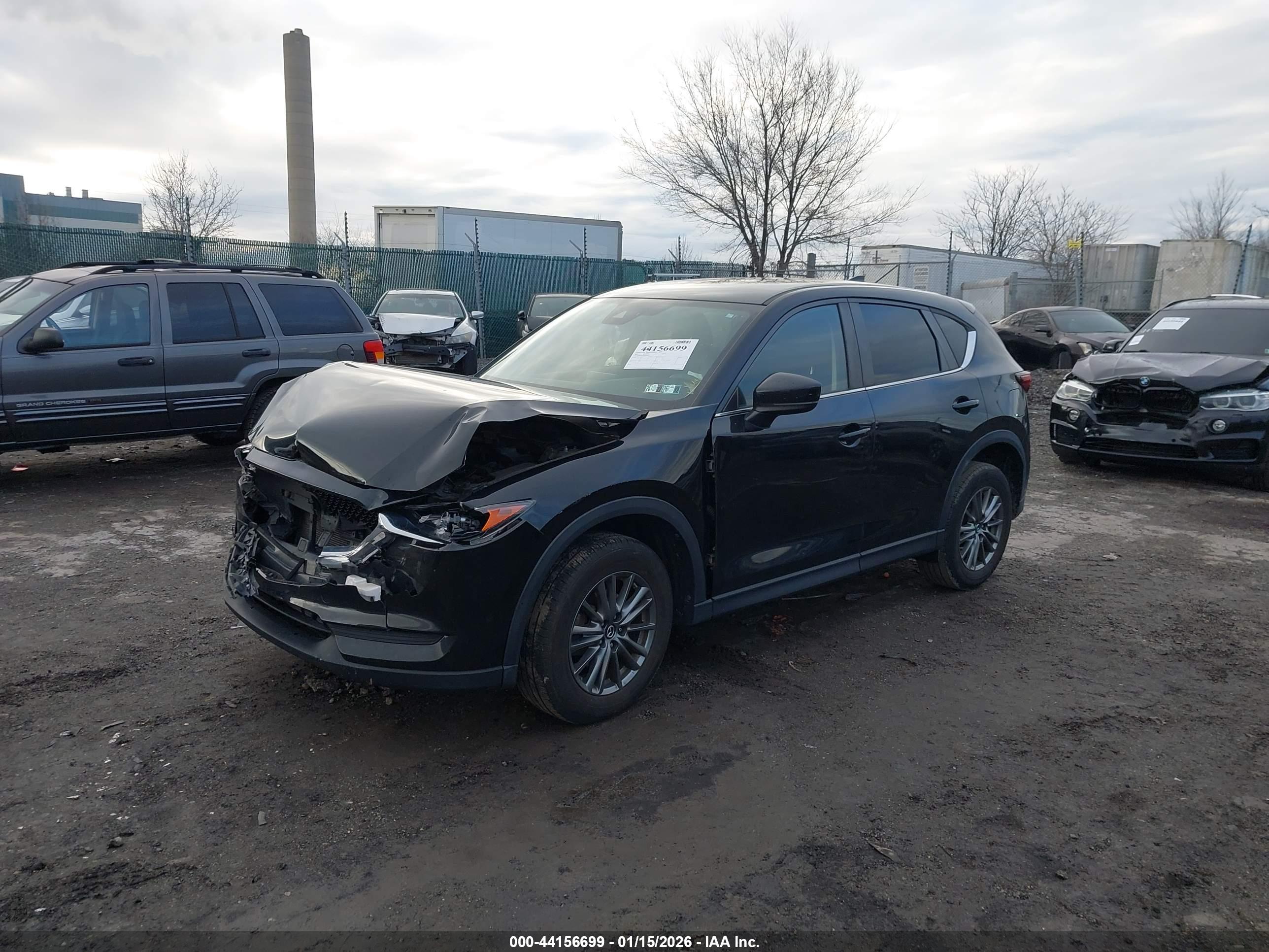 MAZDA CX-5 image 2