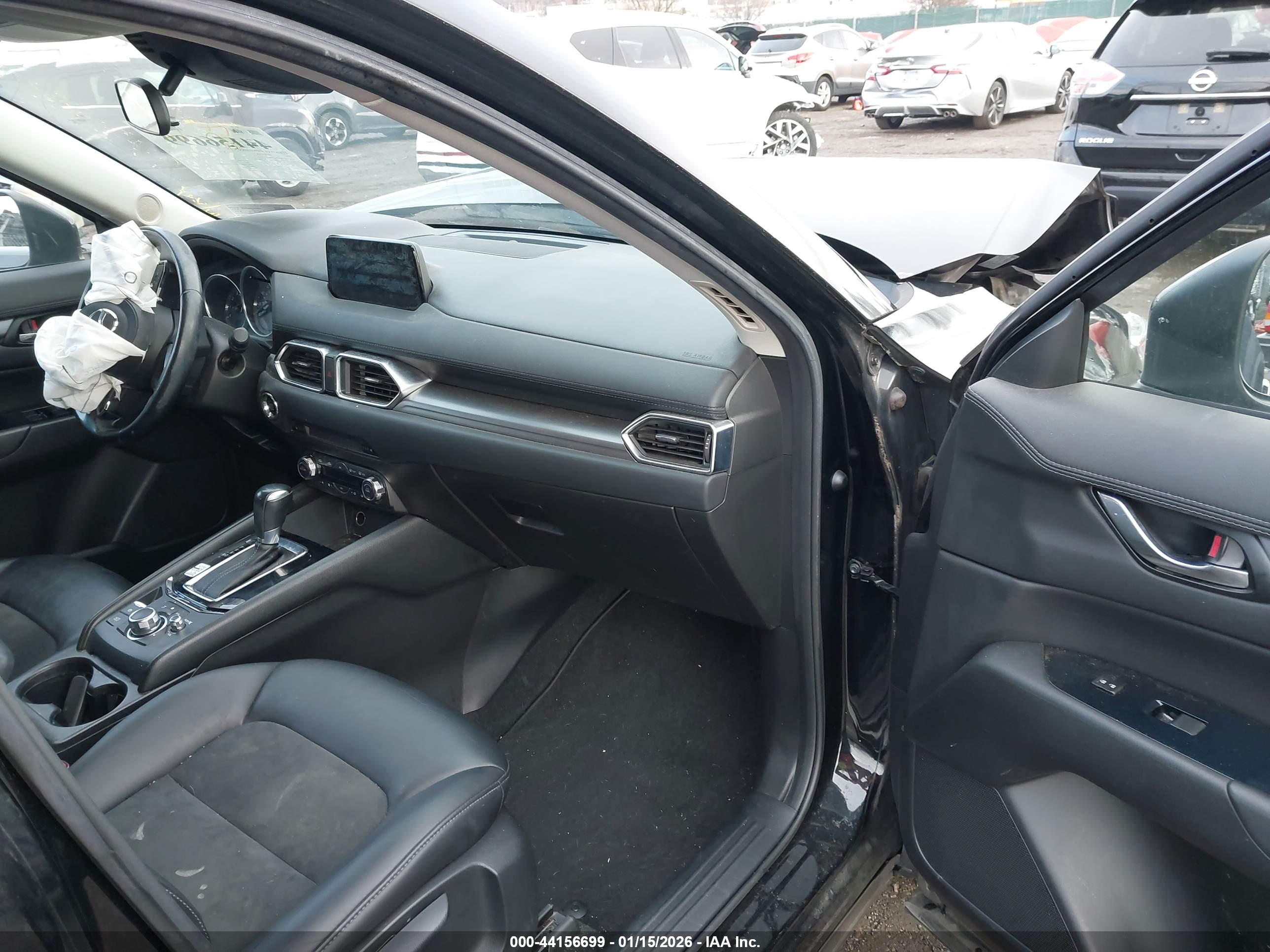 MAZDA CX-5 image 5
