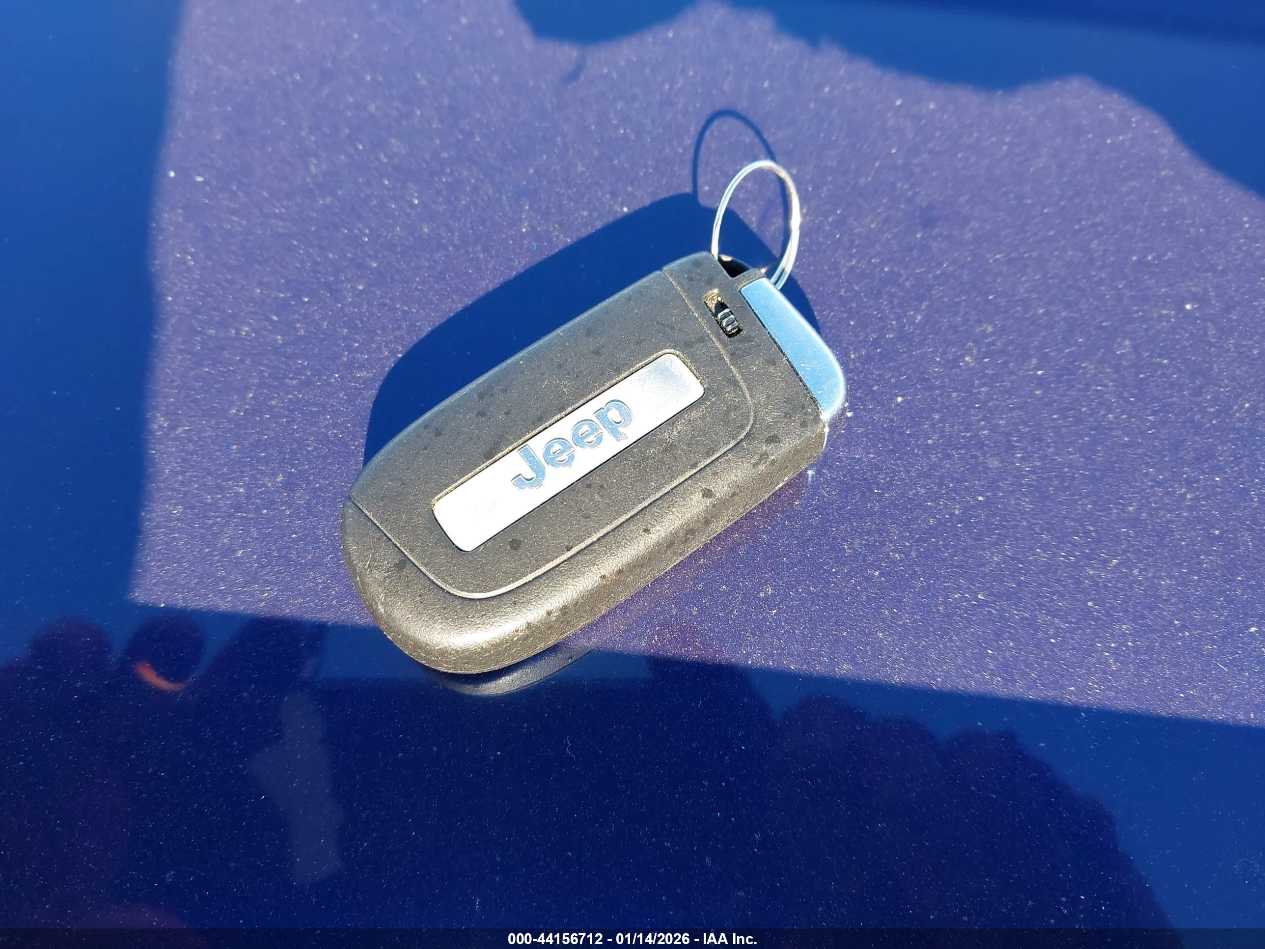 JEEP RENEGADE image 11