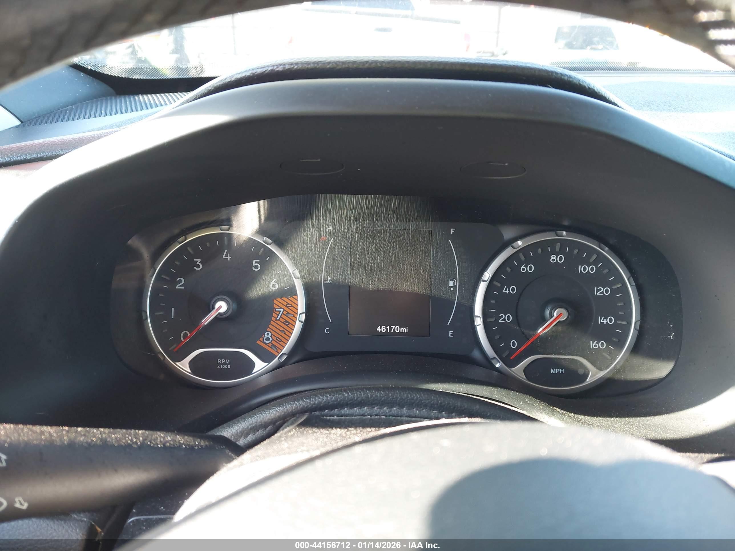 JEEP RENEGADE image 7