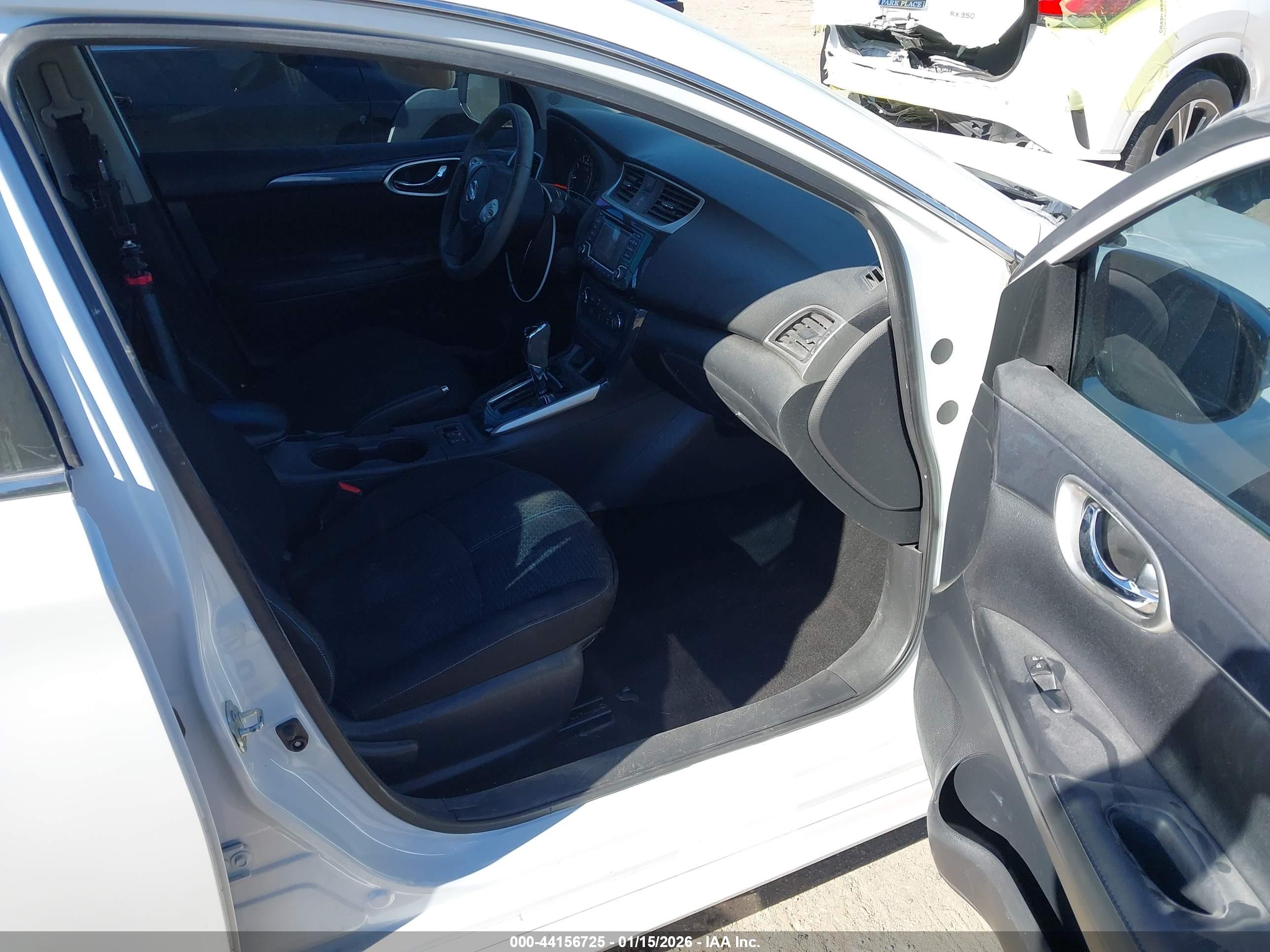 NISSAN SENTRA image 5