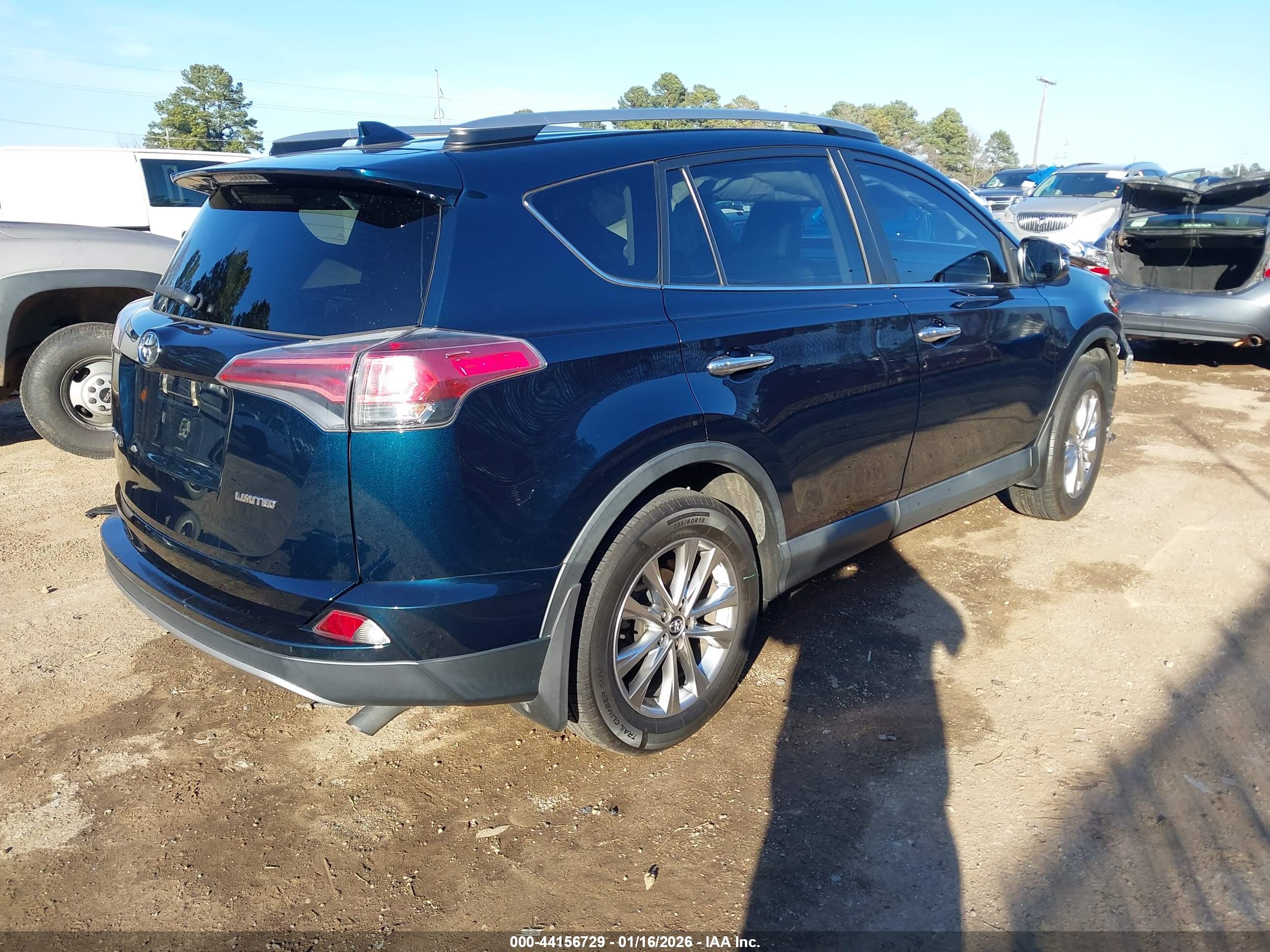 TOYOTA RAV4 image 4