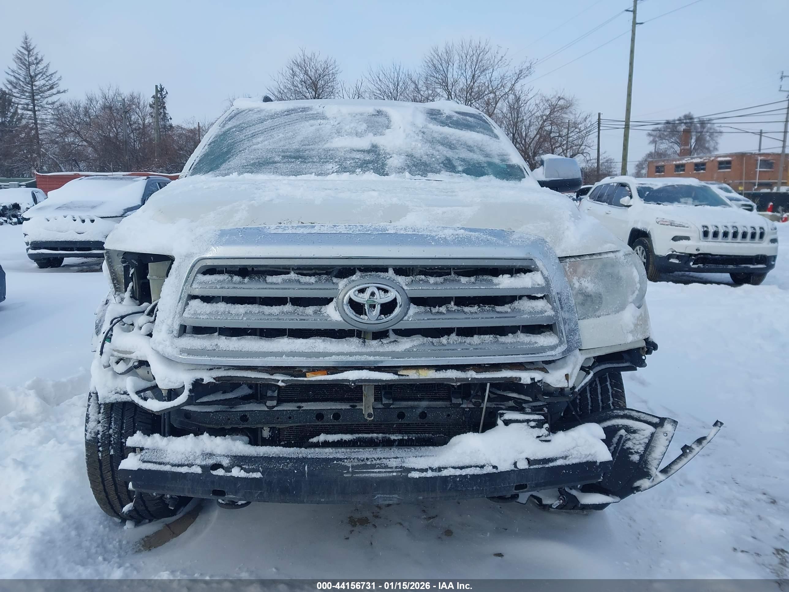 TOYOTA SEQUOIA image 6