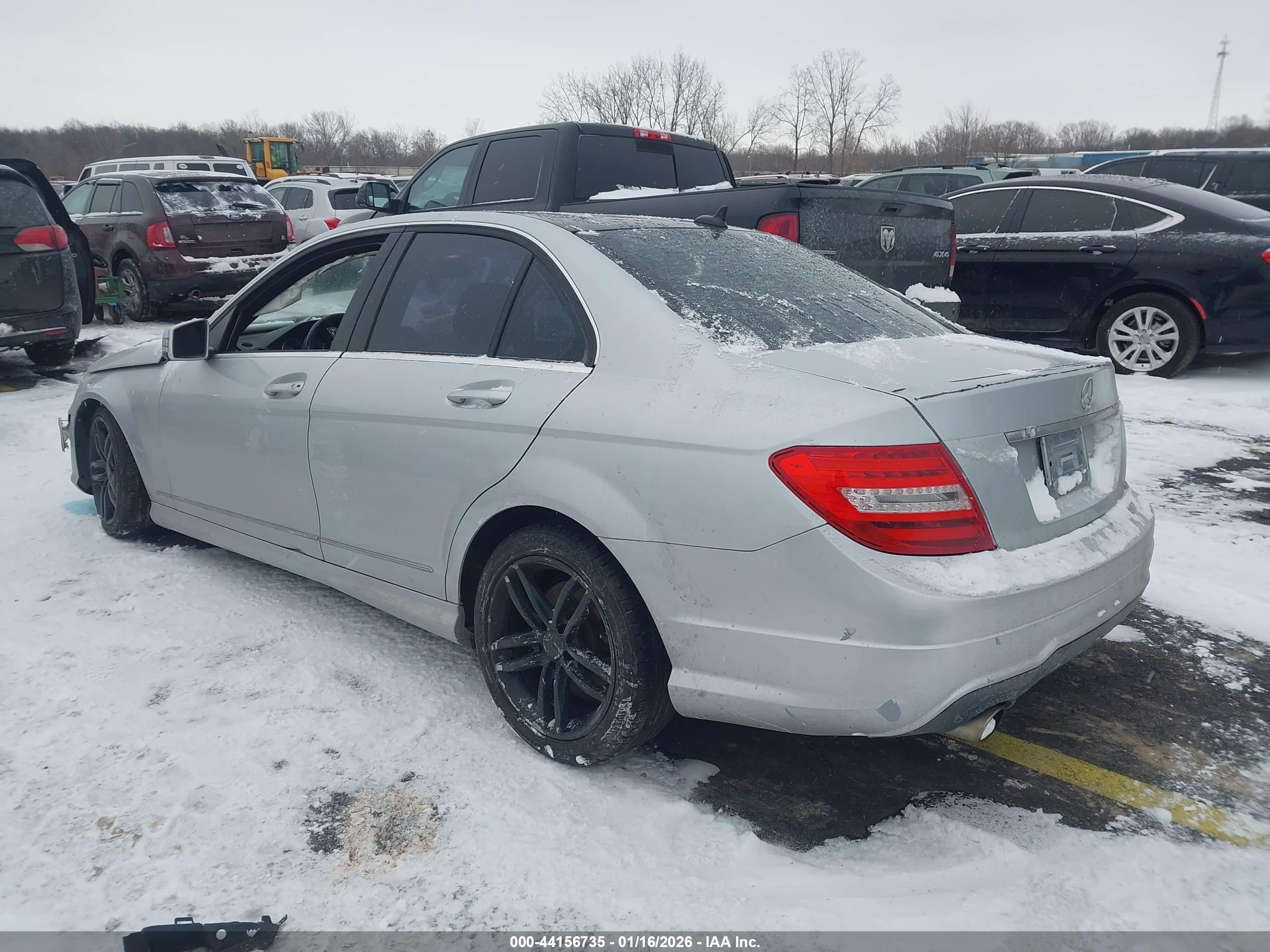MERCEDES-BENZ C image 3