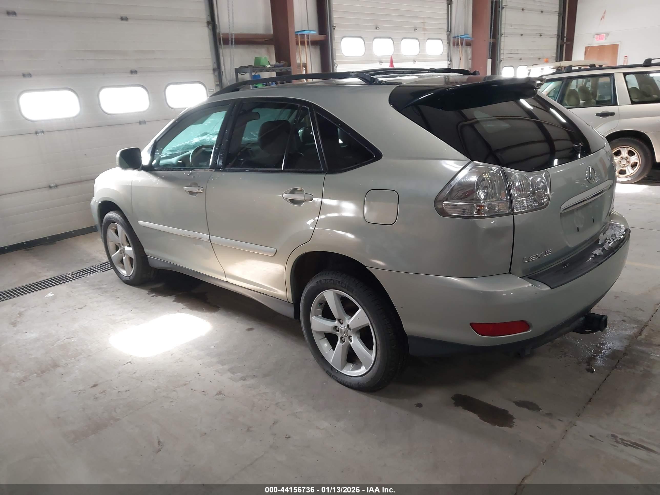 LEXUS RX image 3