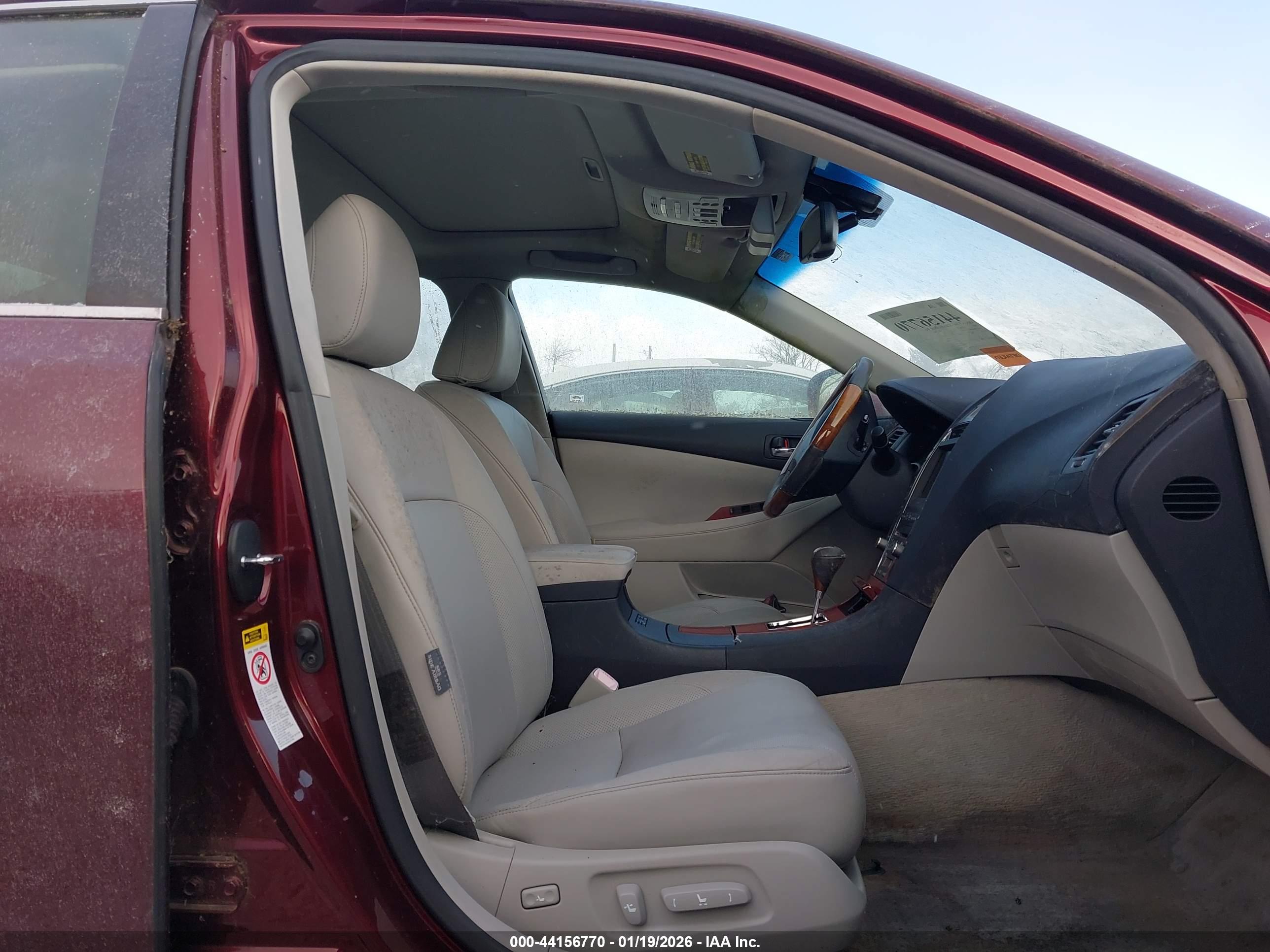 LEXUS ES image 5