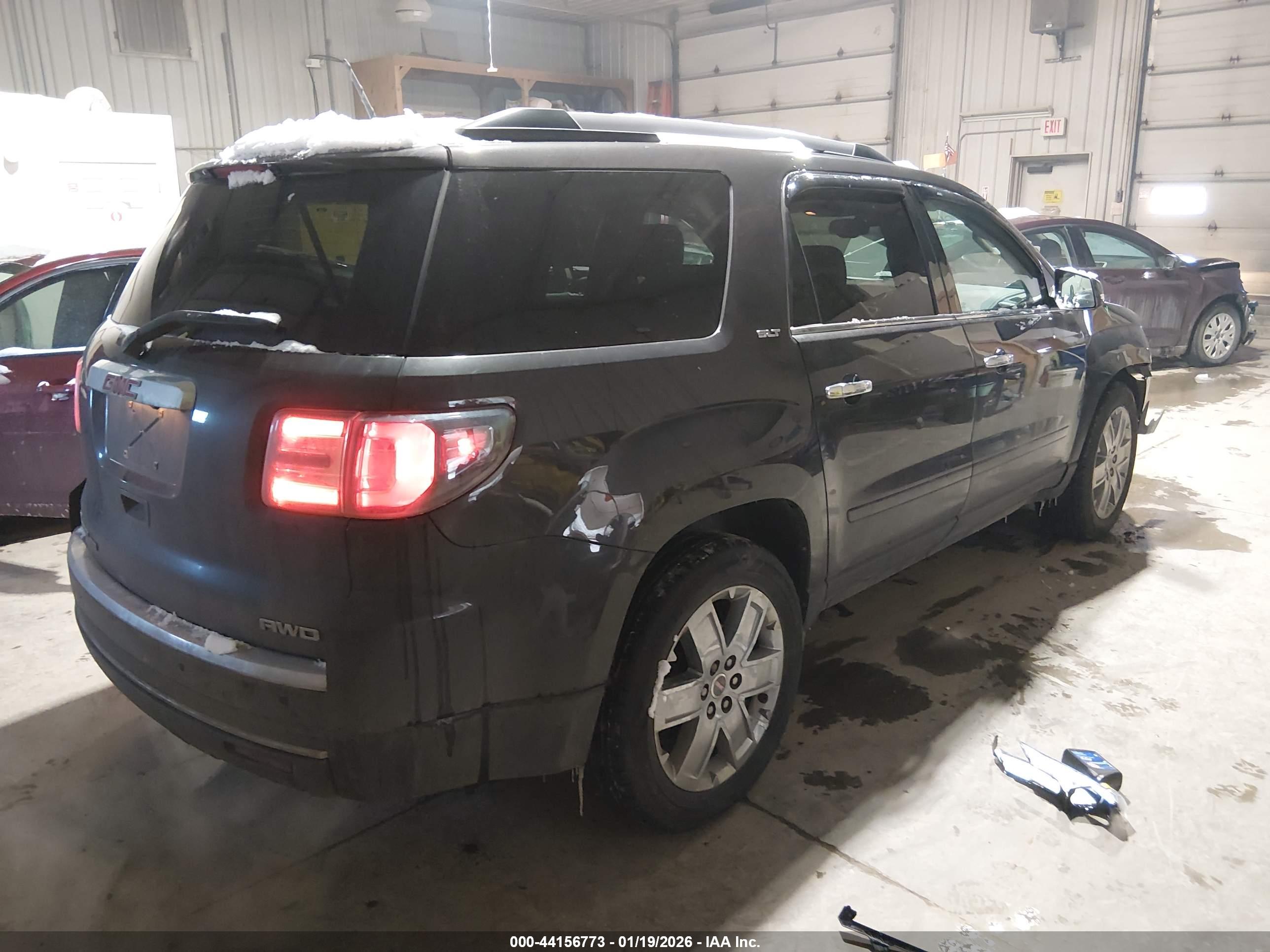 GMC ACADIA image 4