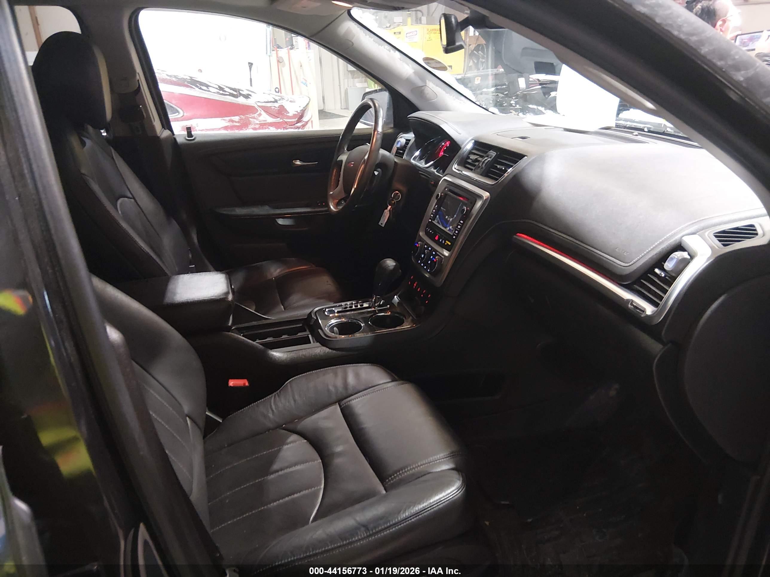 GMC ACADIA image 5