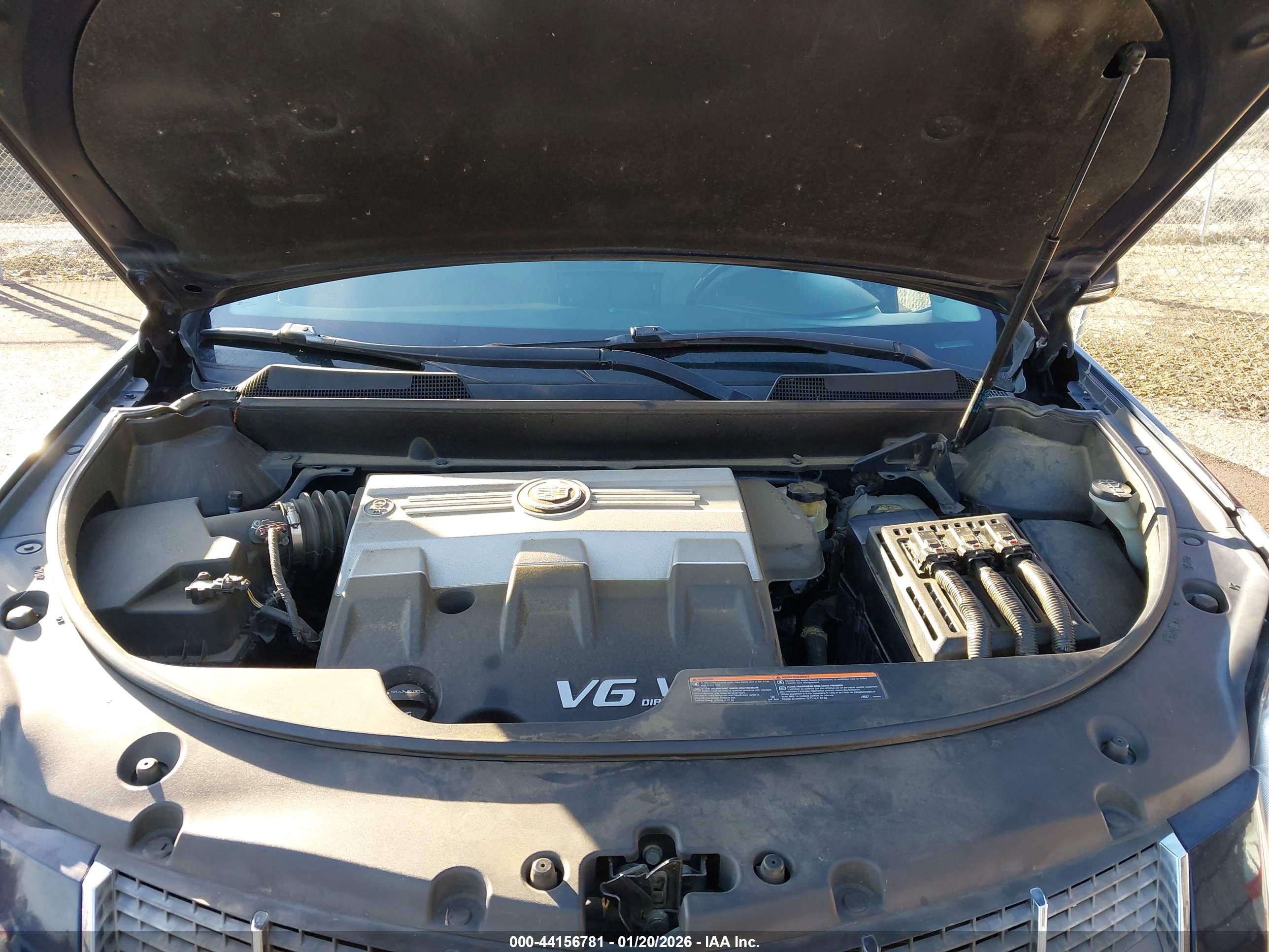 CADILLAC SRX image 10