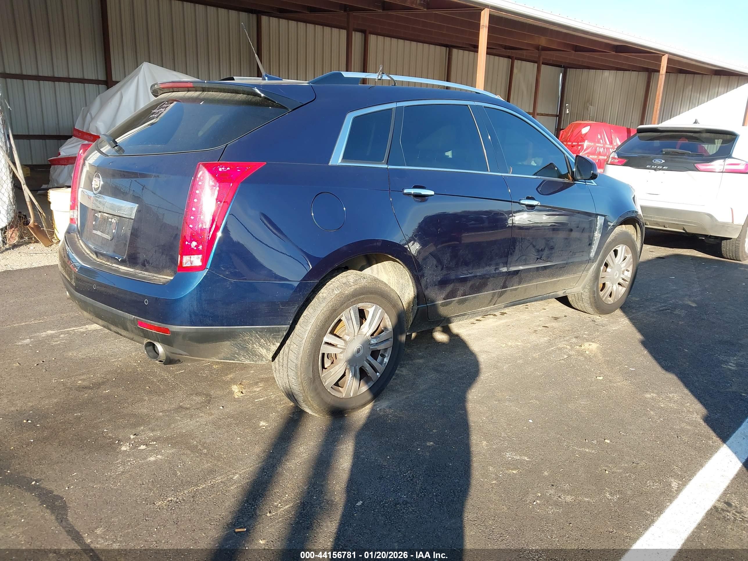 CADILLAC SRX image 4