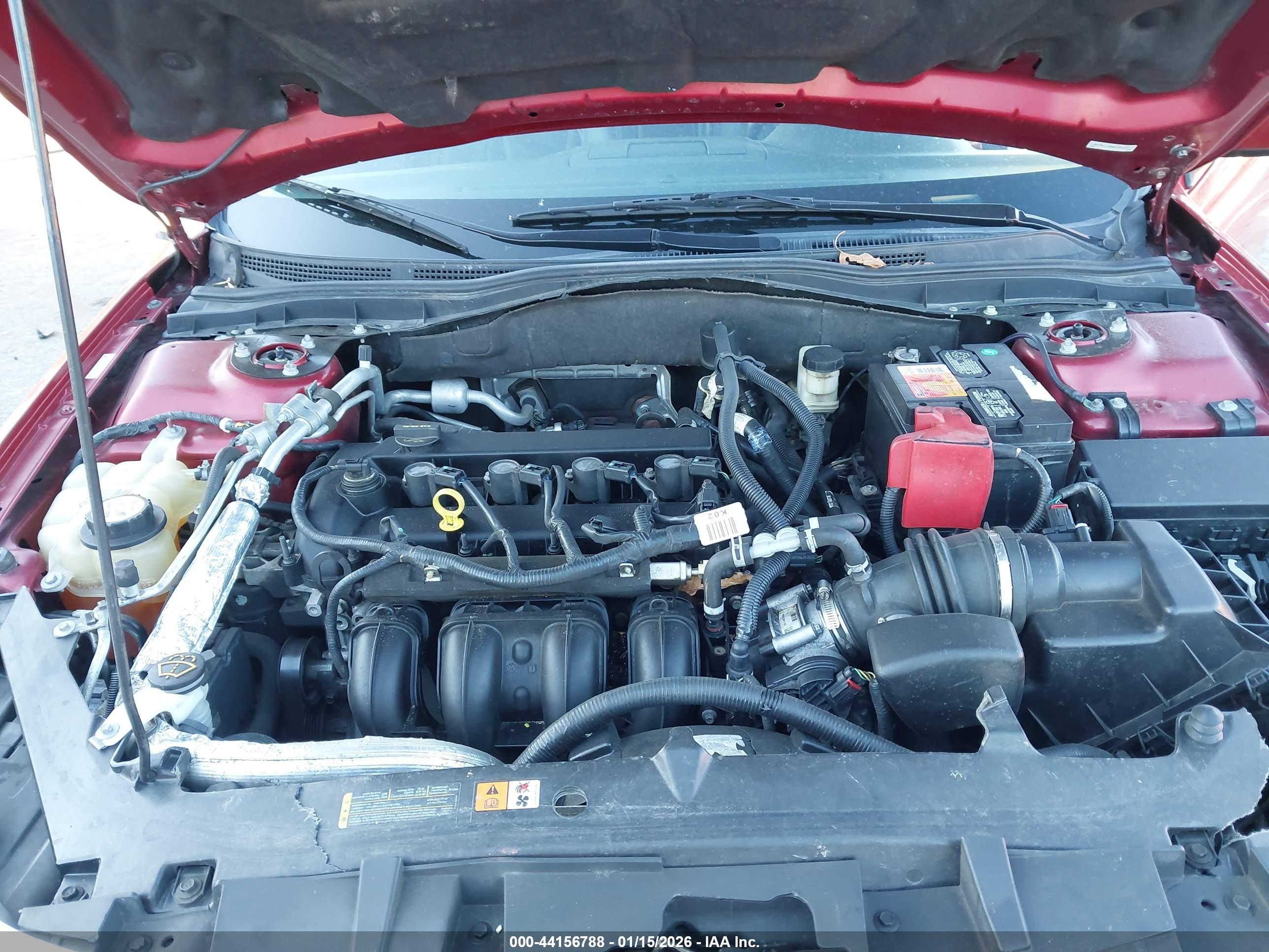 FORD FUSION image 10