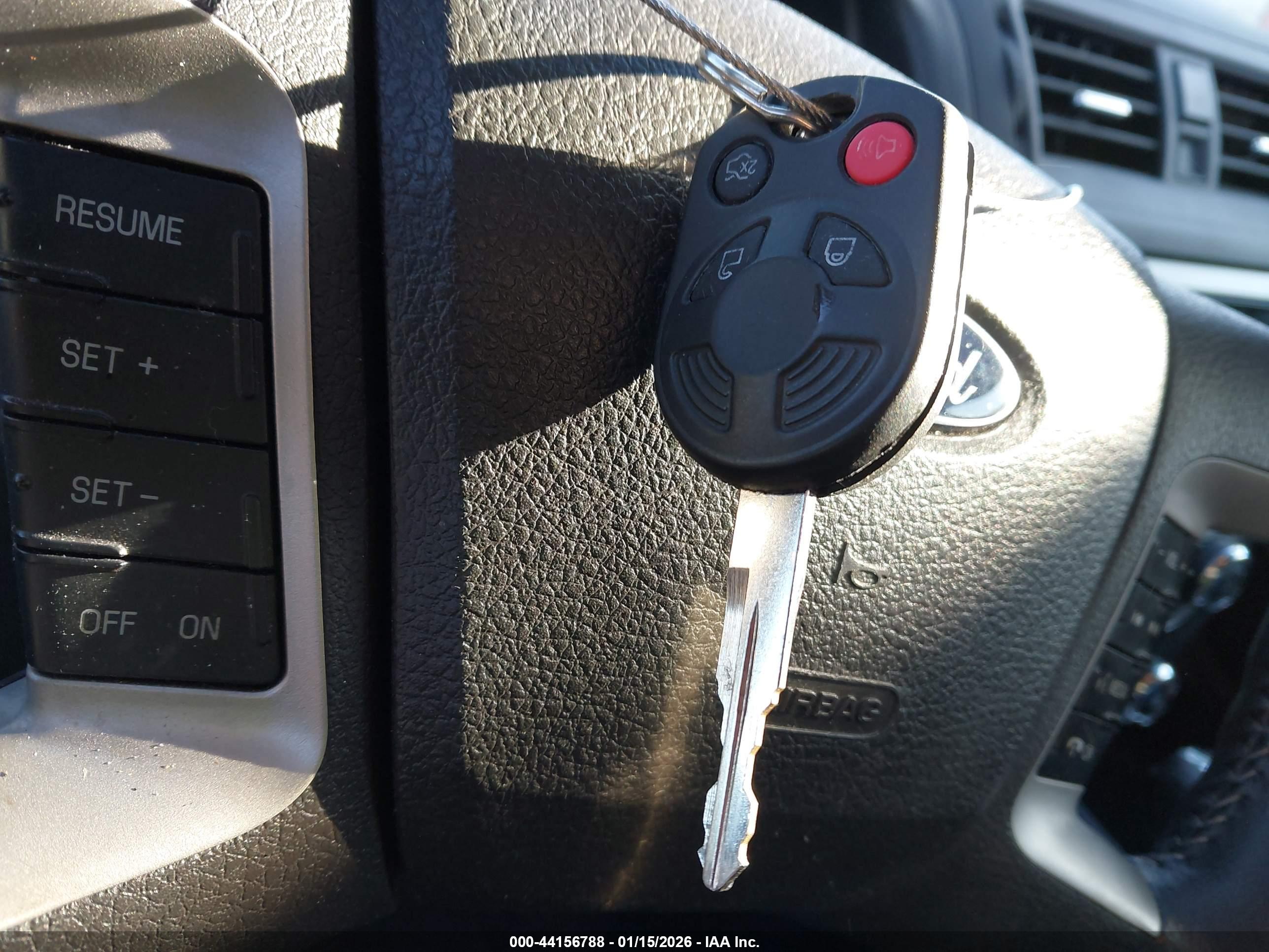 FORD FUSION image 11