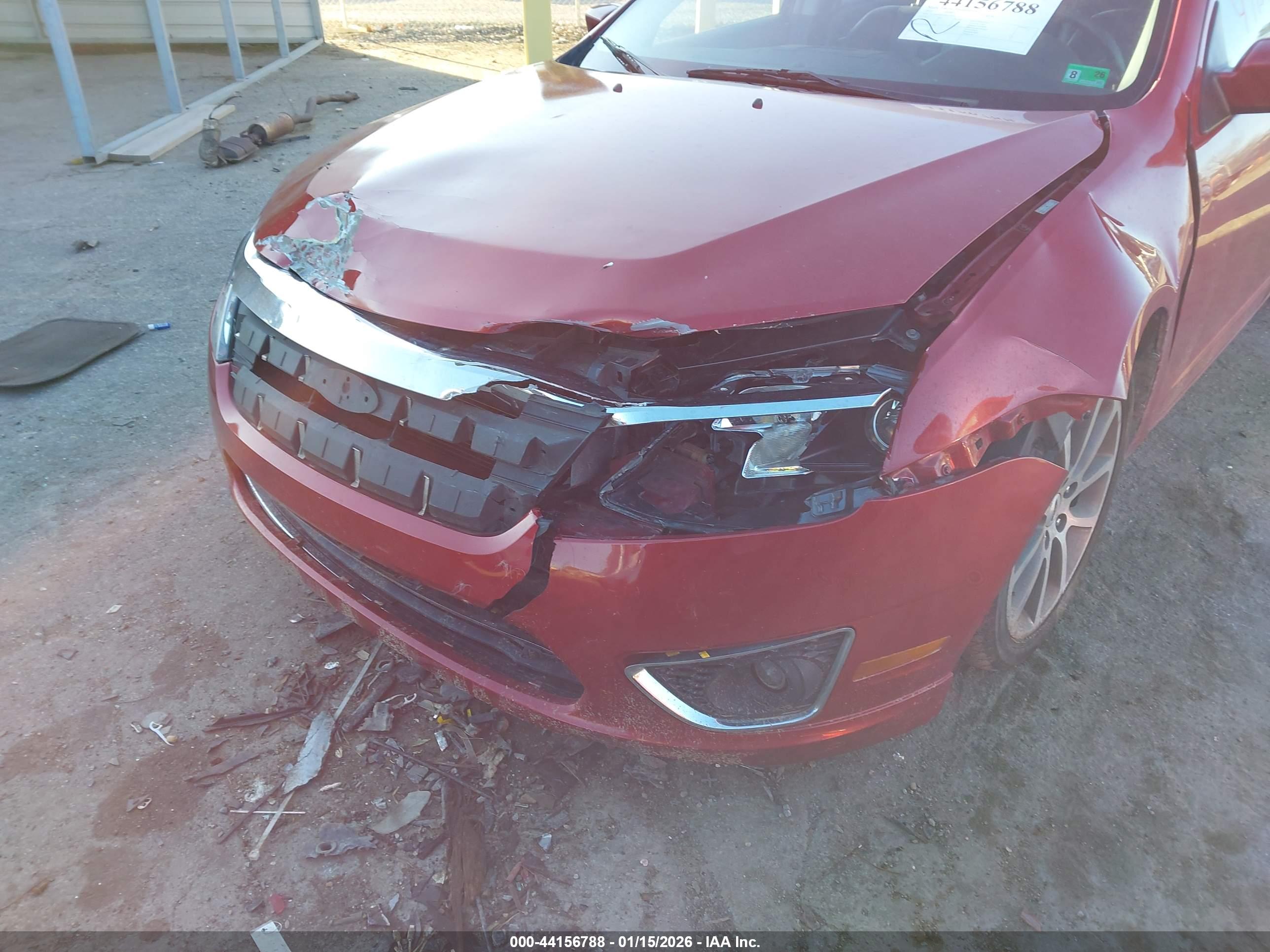 FORD FUSION image 6