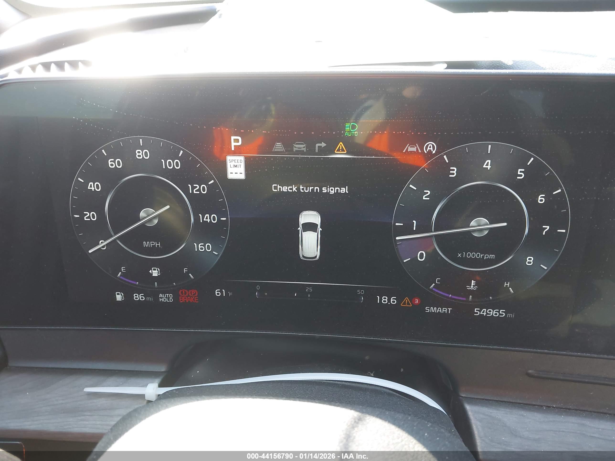KIA SPORTAGE image 7