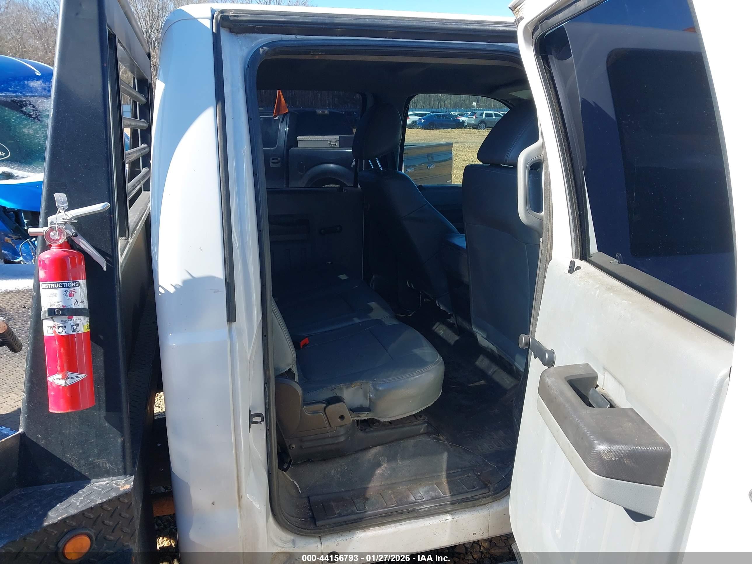 FORD F-350 image 8