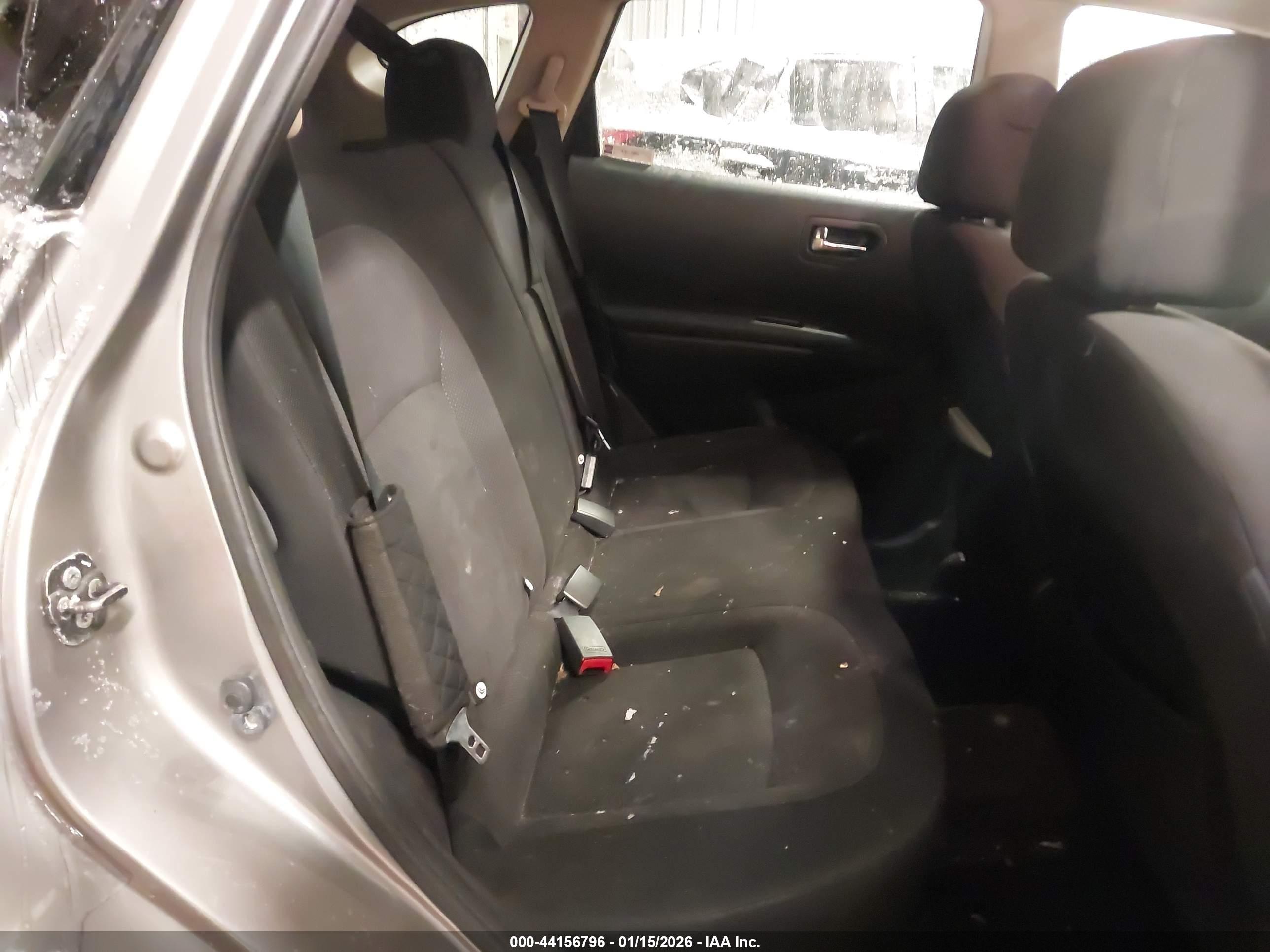 NISSAN ROGUE image 8