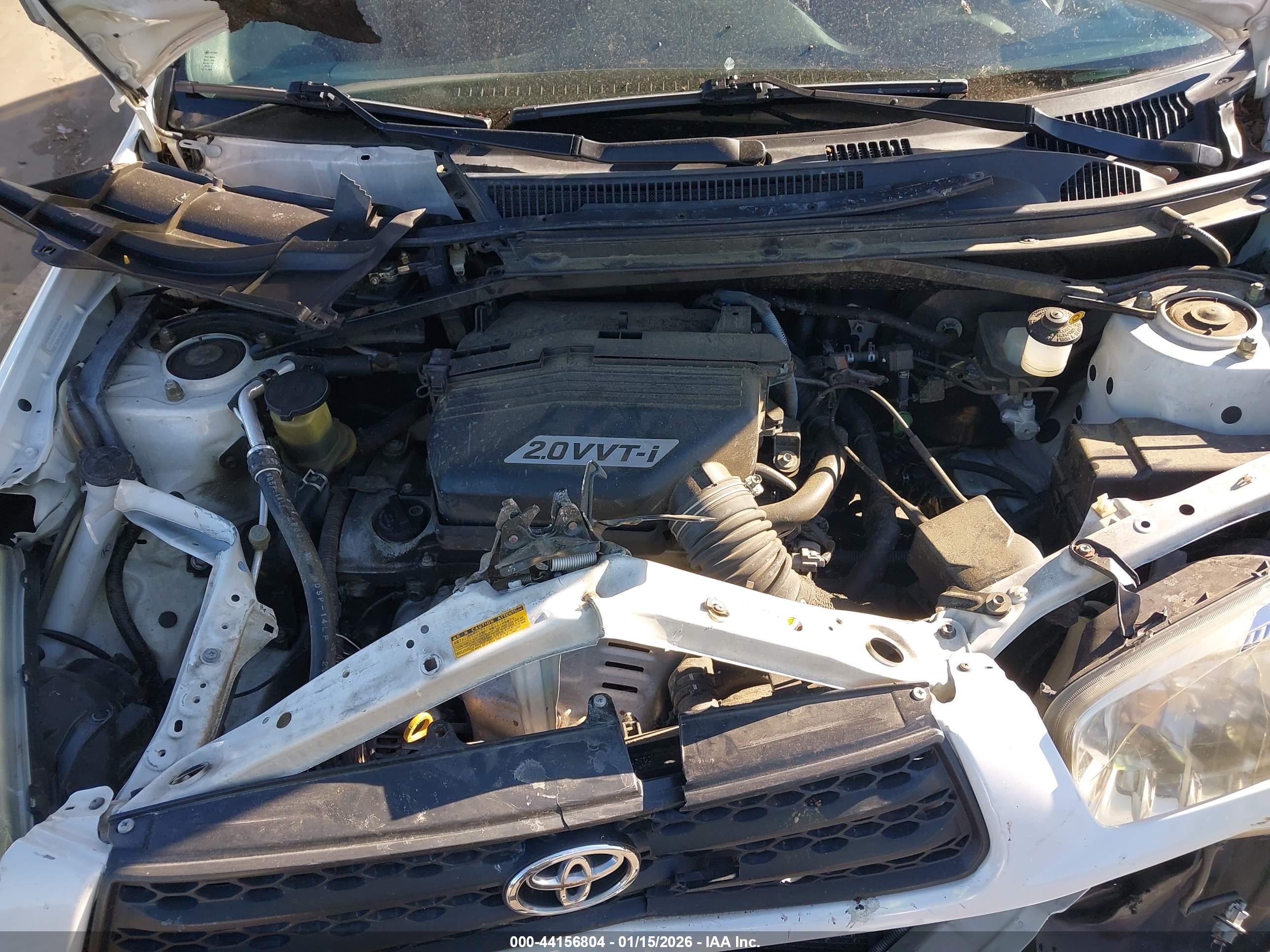 TOYOTA RAV4 image 10