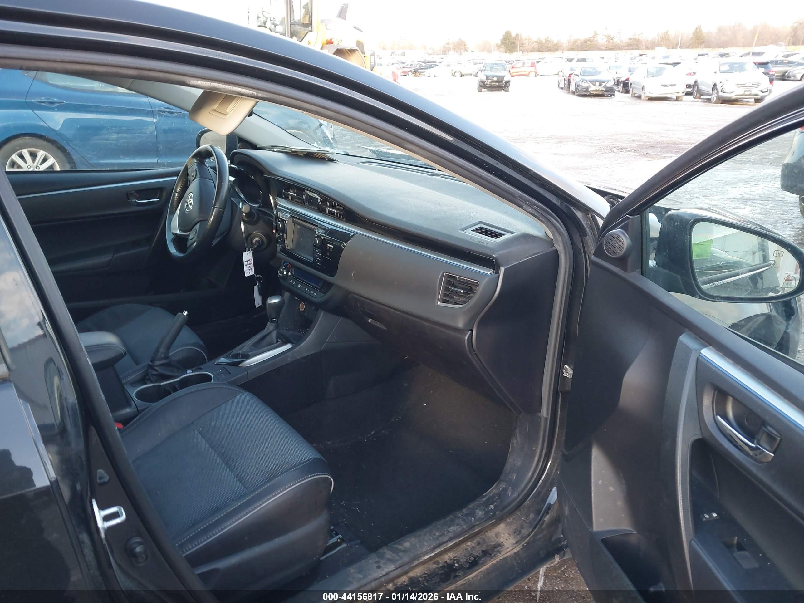 TOYOTA COROLLA image 5