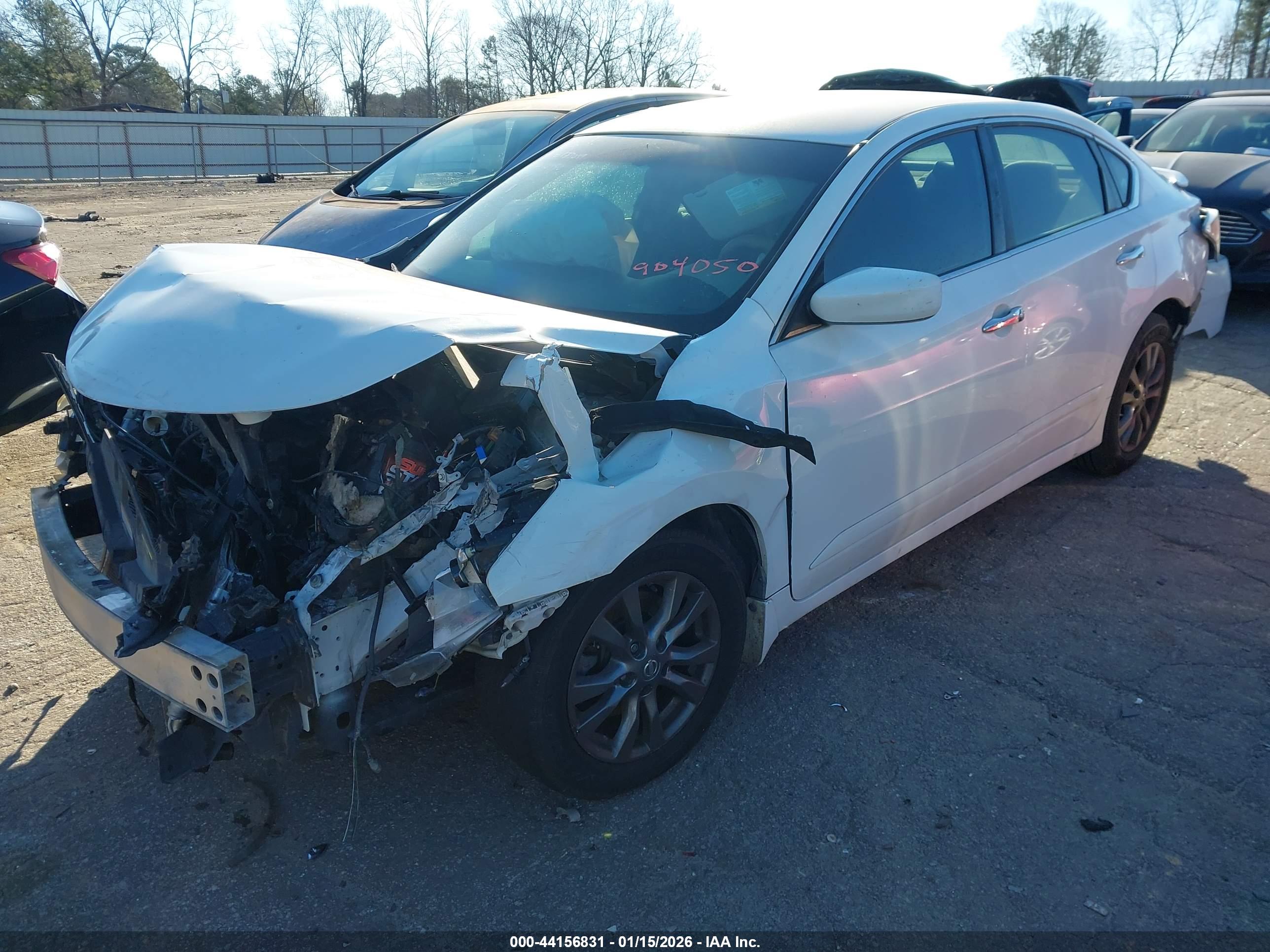 NISSAN ALTIMA image 2