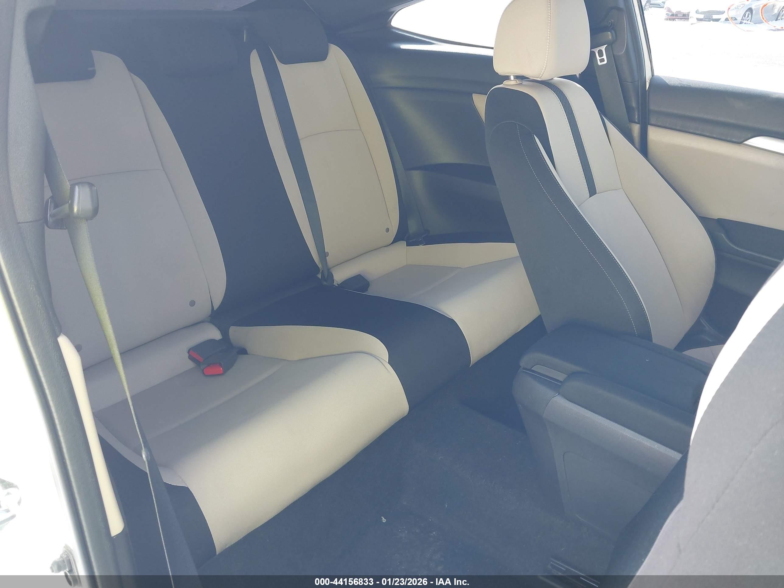 HONDA CIVIC image 8