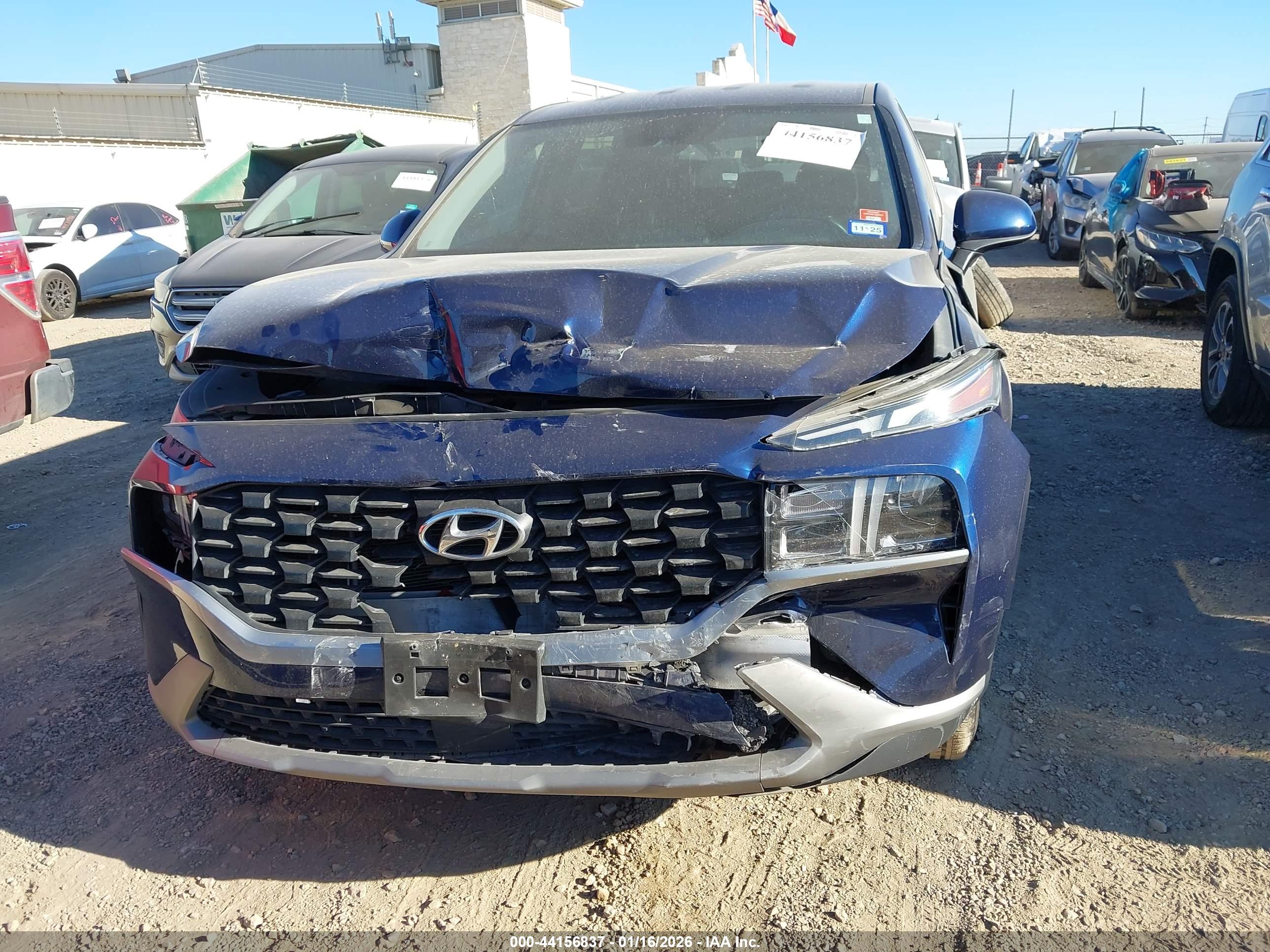 HYUNDAI SANTA image 6