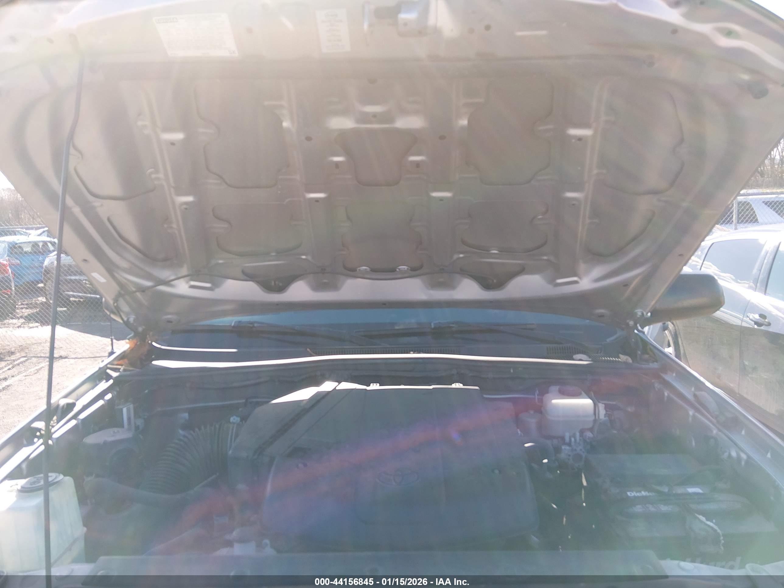 TOYOTA TACOMA image 10