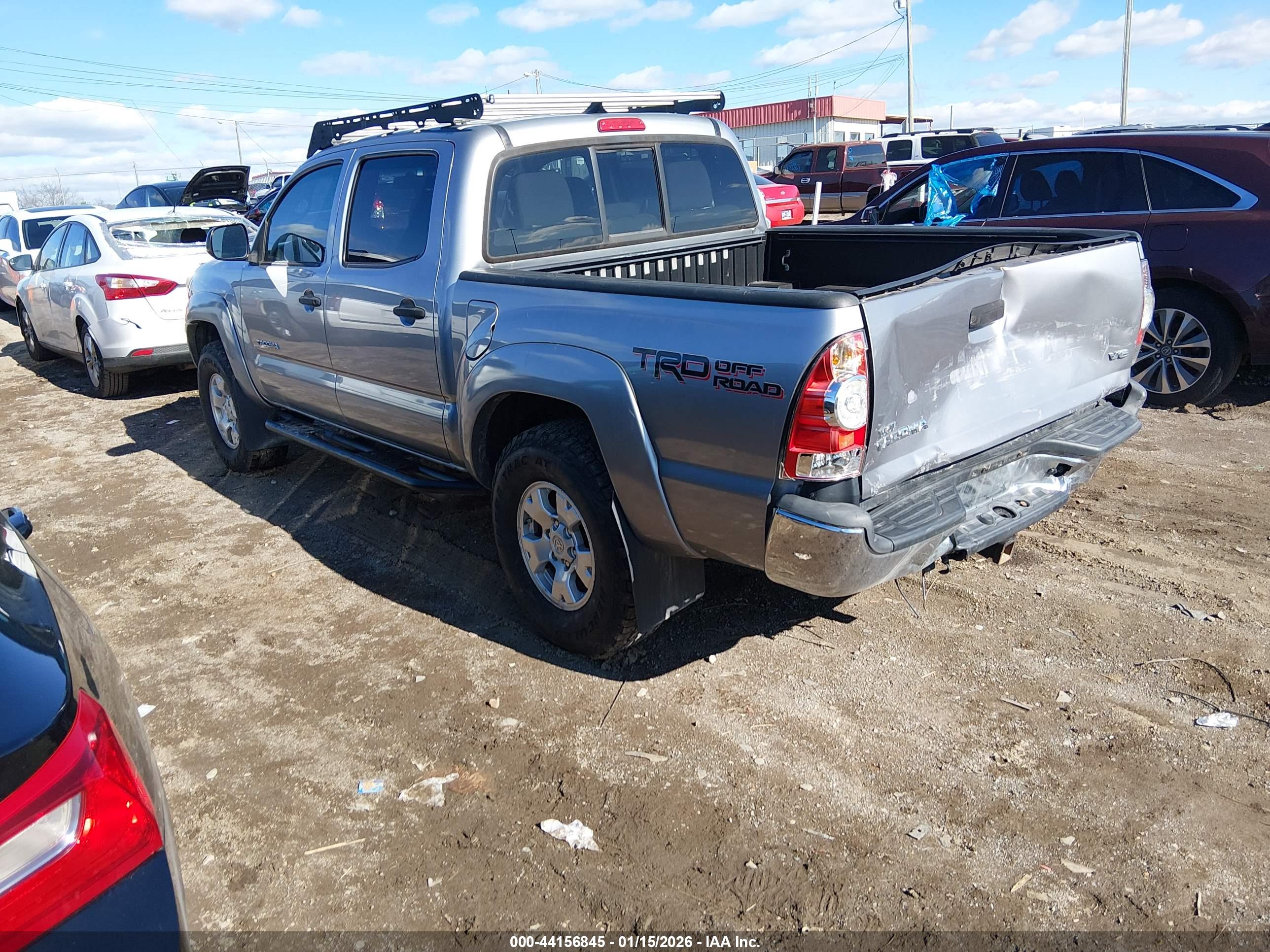 TOYOTA TACOMA image 3
