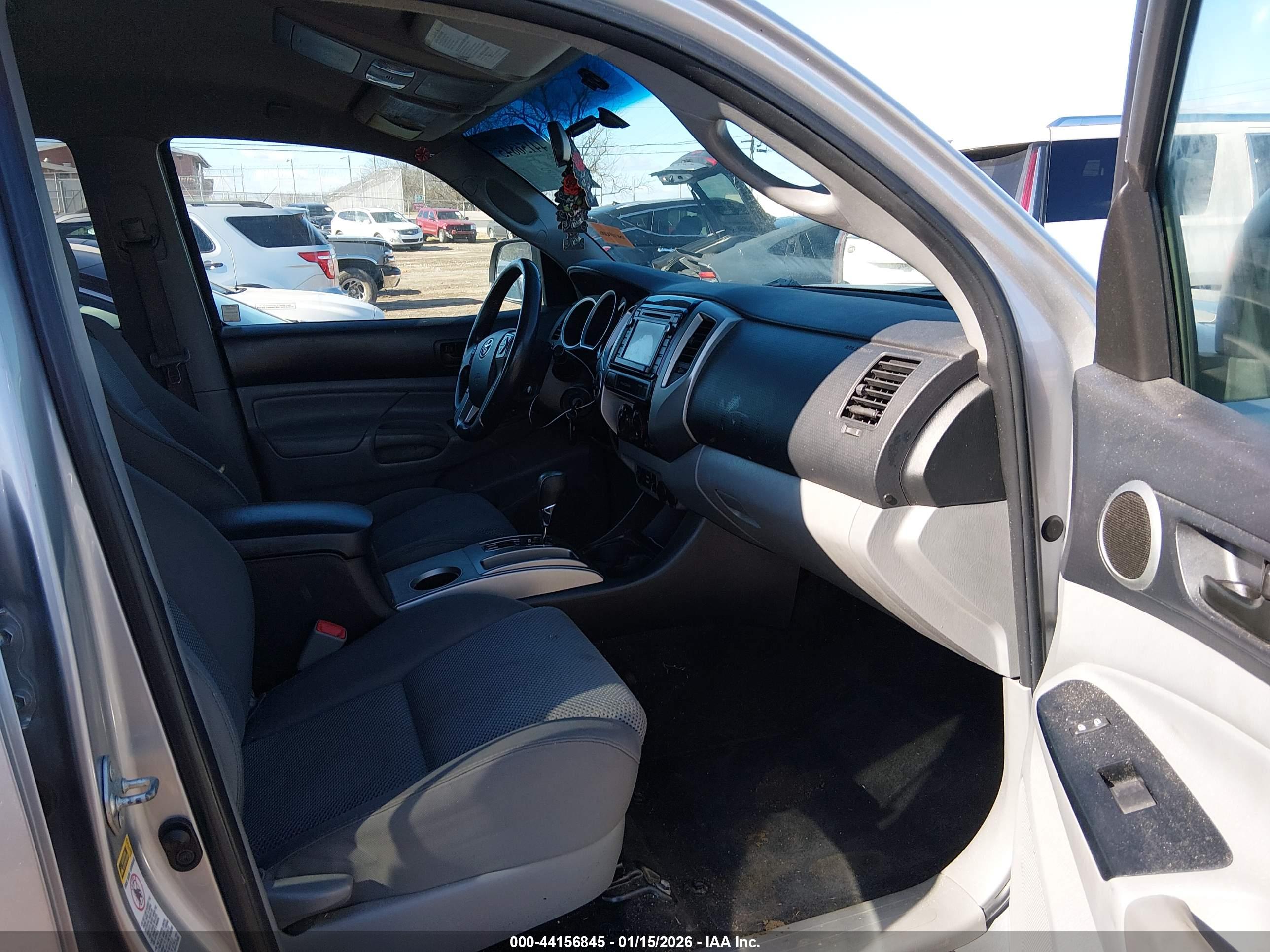 TOYOTA TACOMA image 5