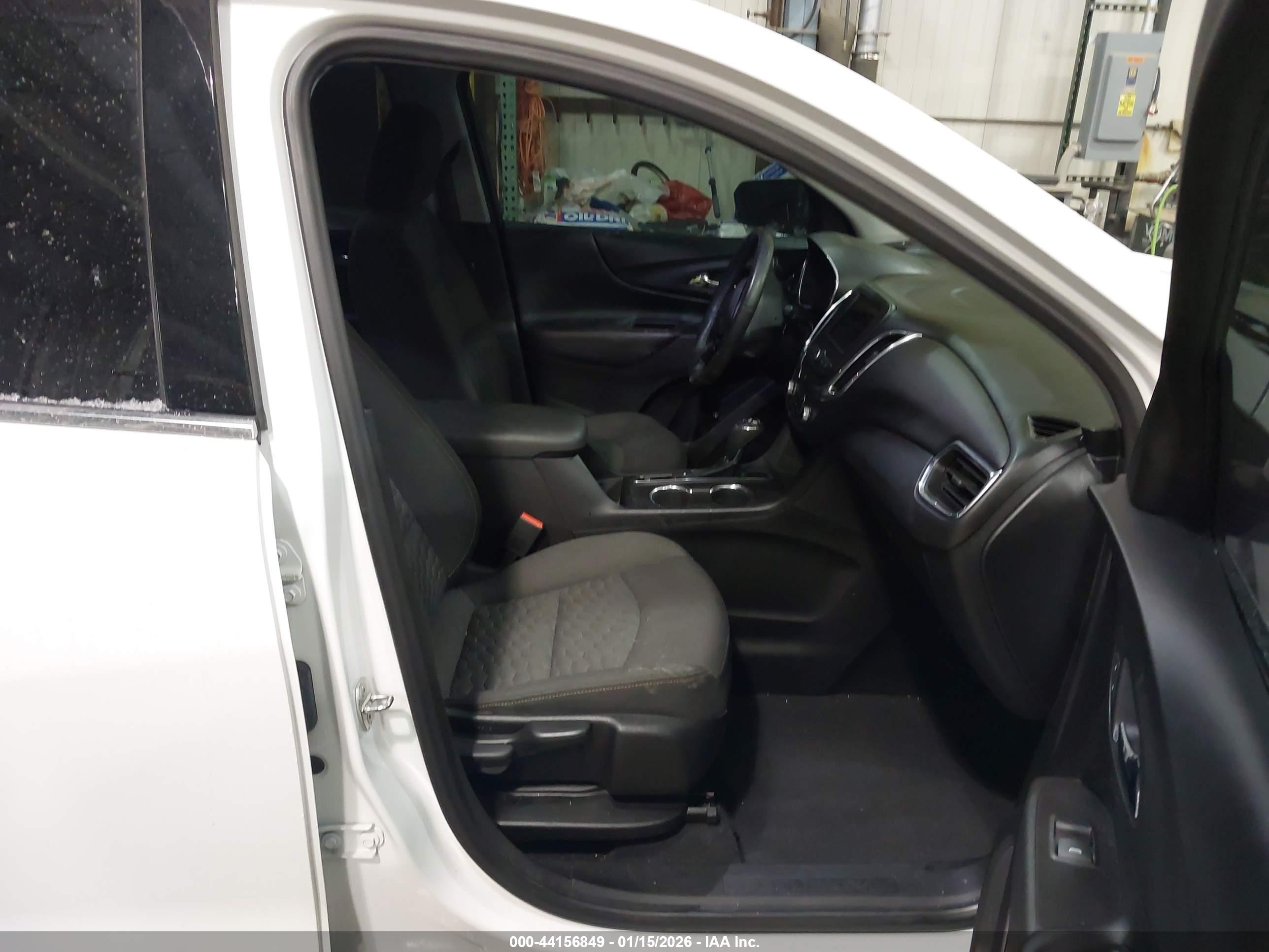 CHEVROLET EQUINOX image 5