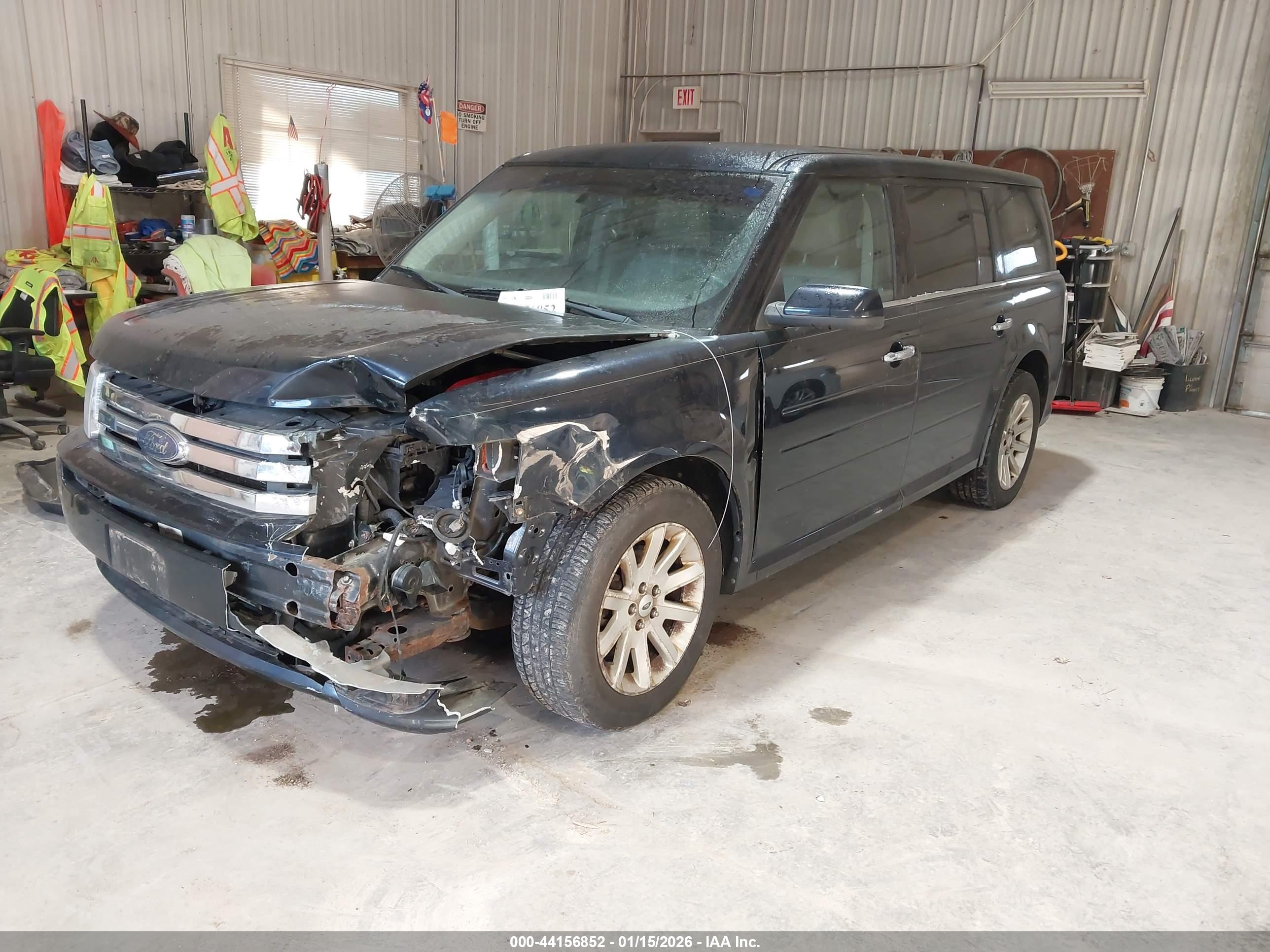 FORD FLEX image 2