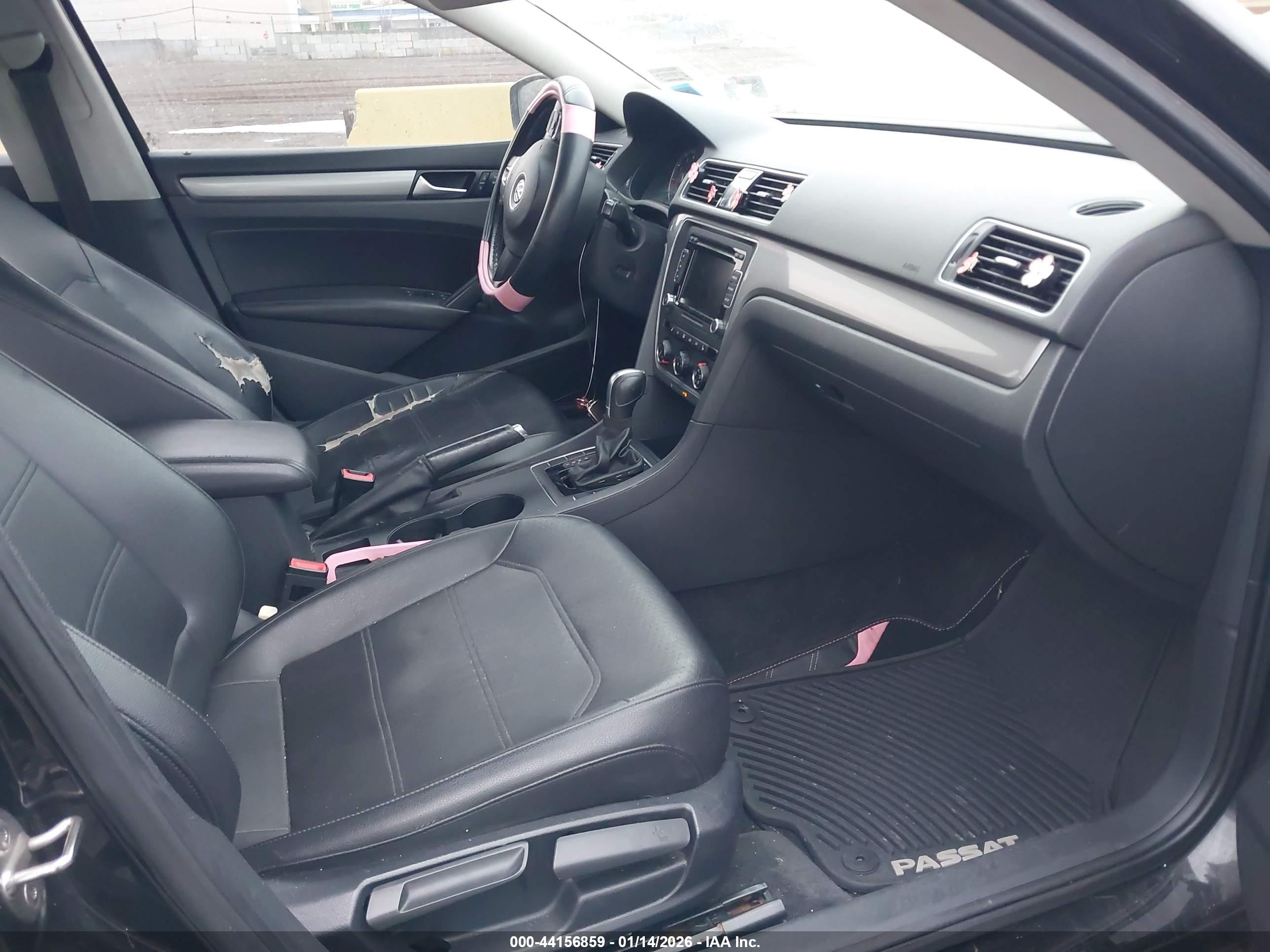 VOLKSWAGEN PASSAT image 5