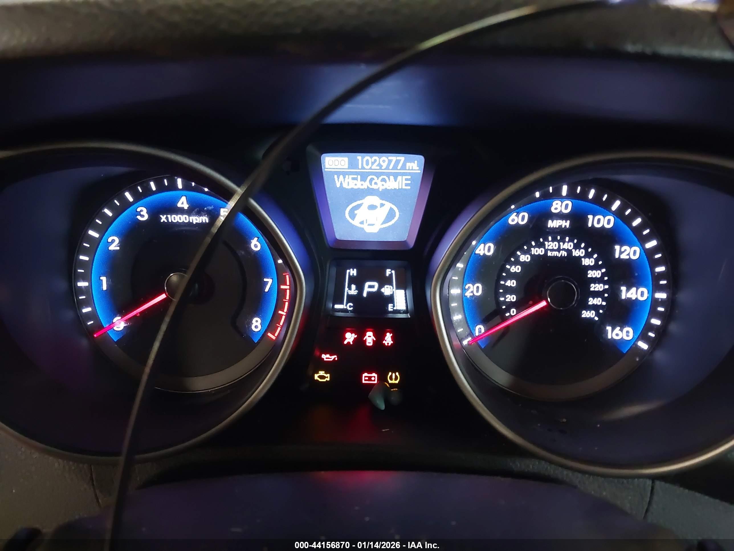 HYUNDAI ELANTRA image 7