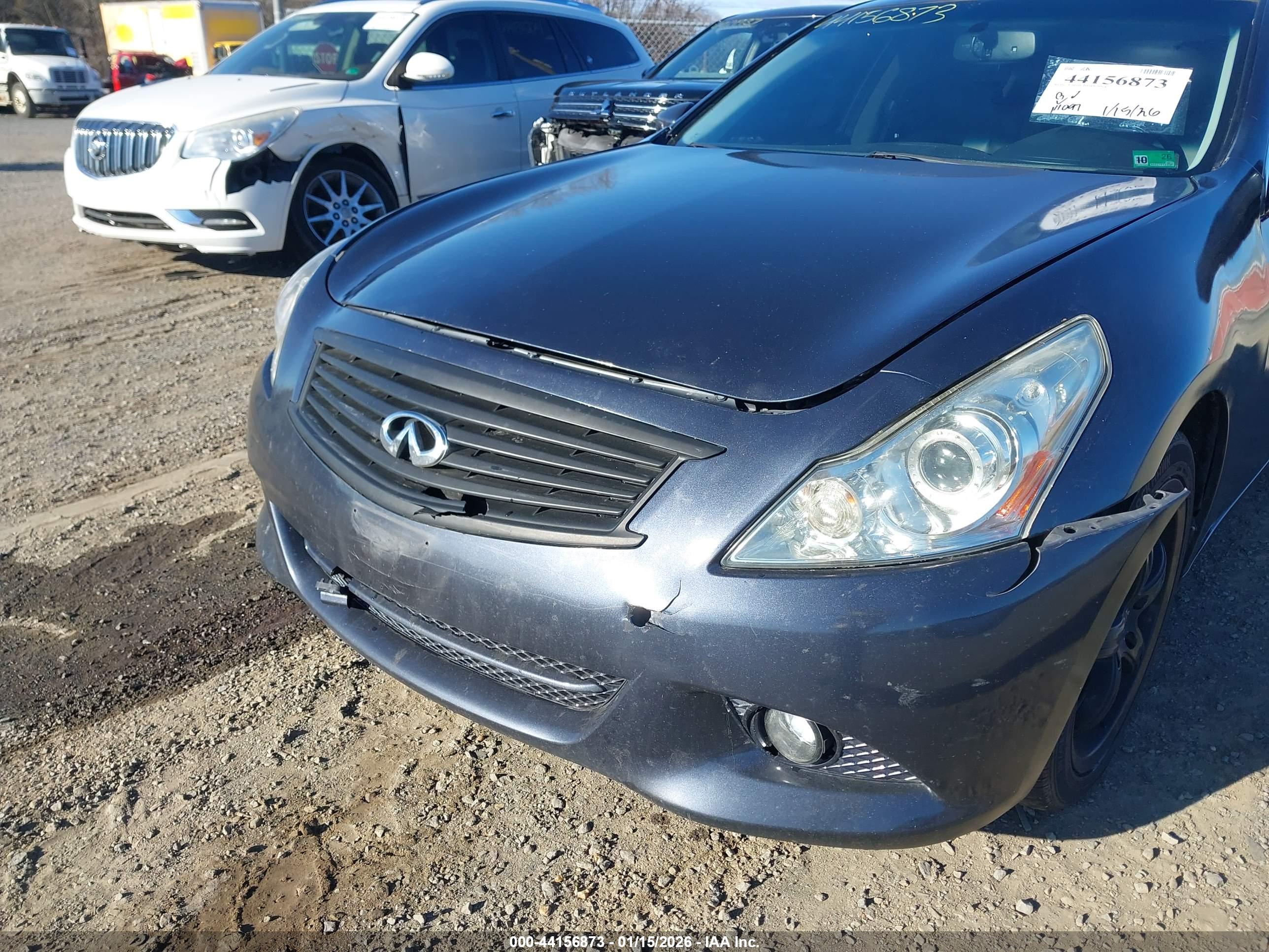 INFINITI G37 image 6