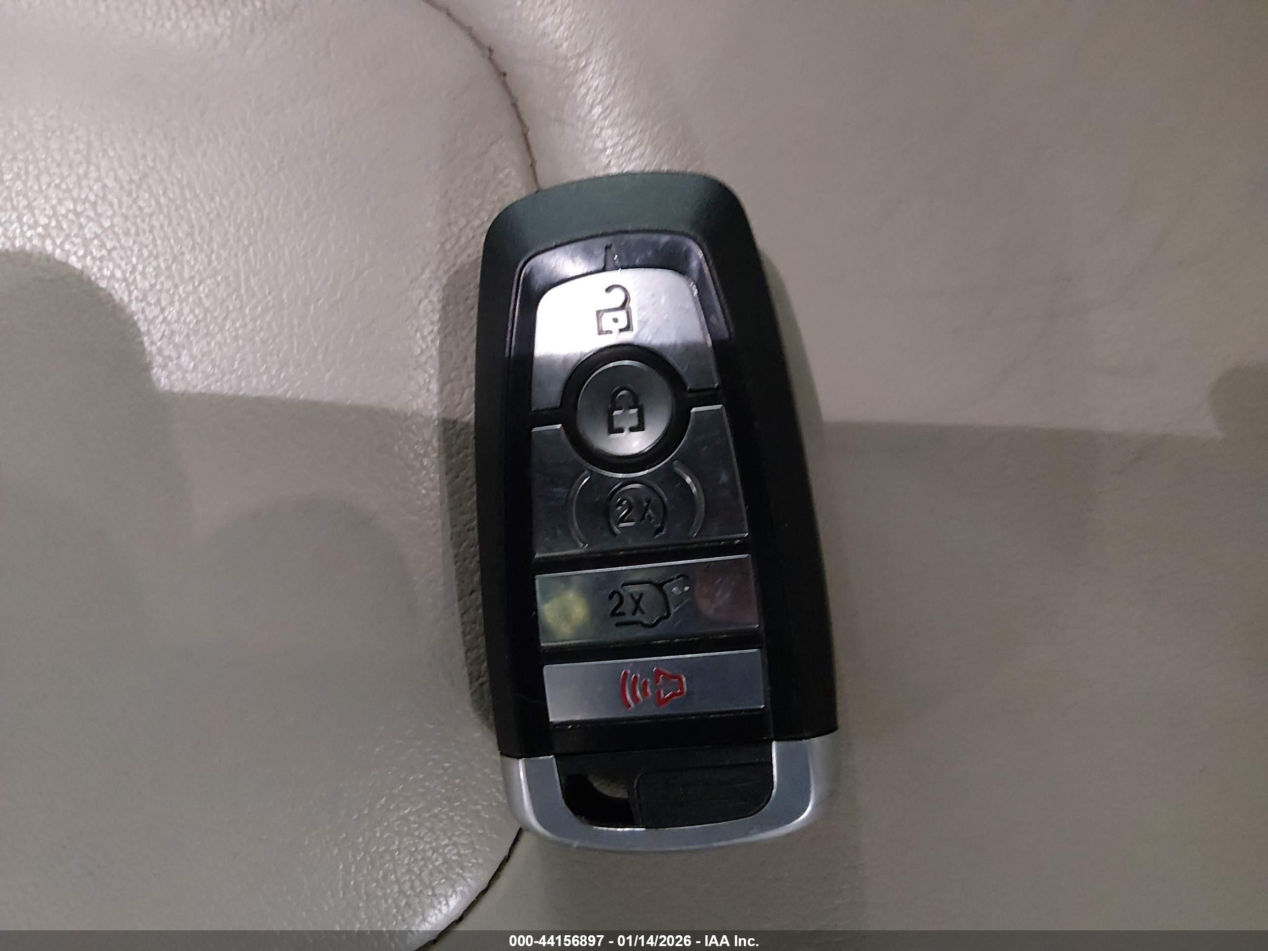 FORD EDGE image 11