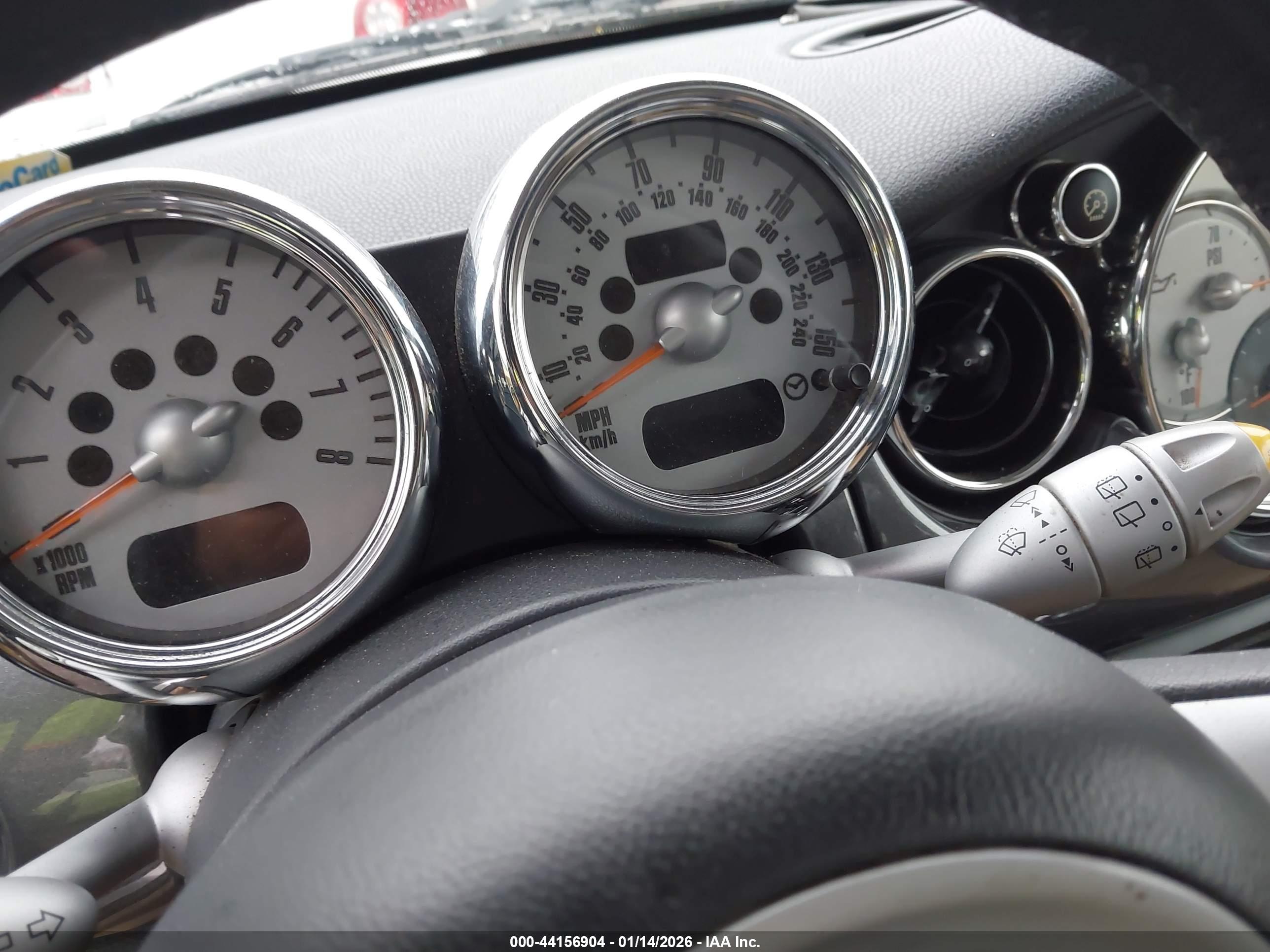 MINI COOPER image 7