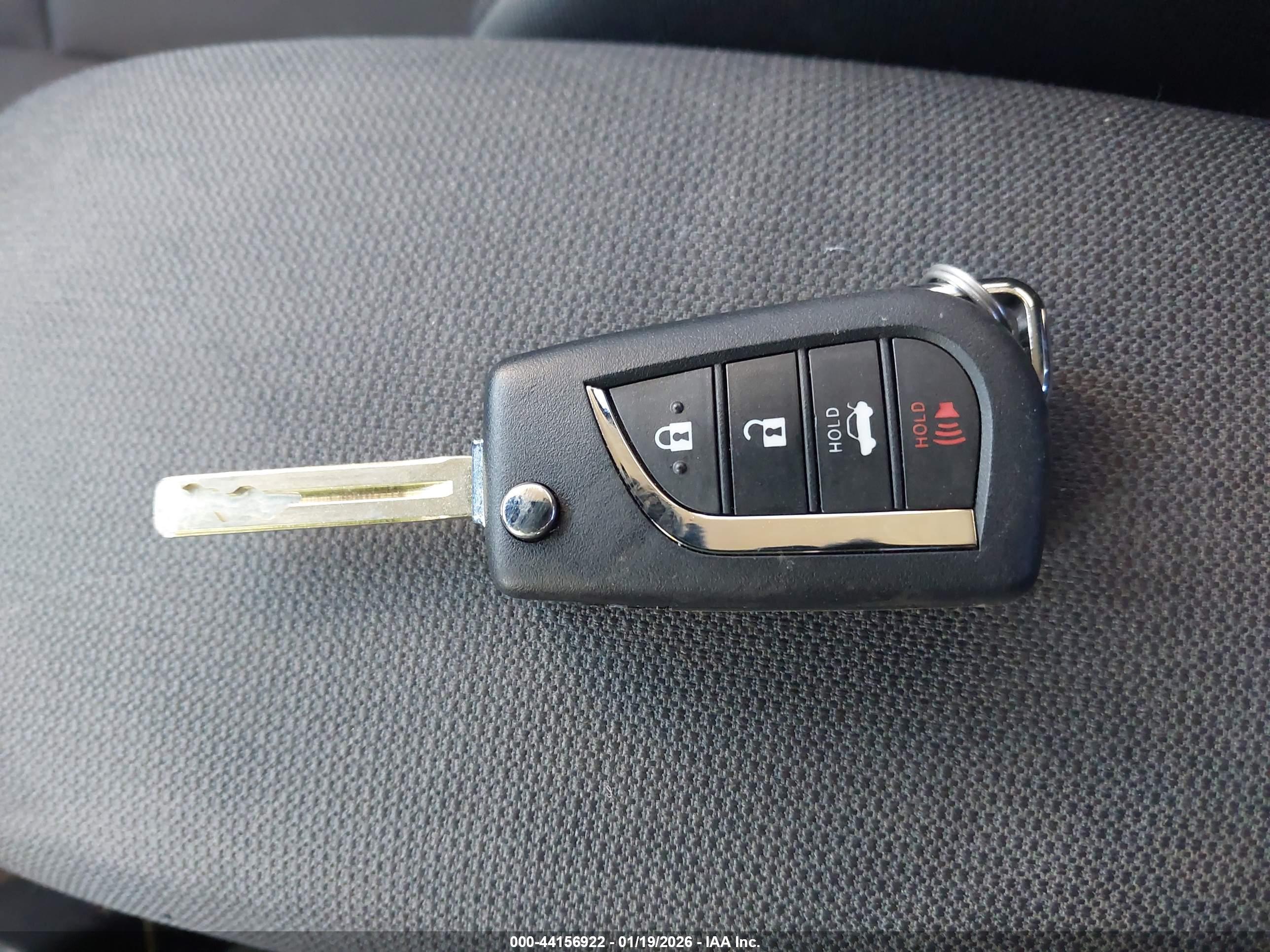 TOYOTA COROLLA image 11
