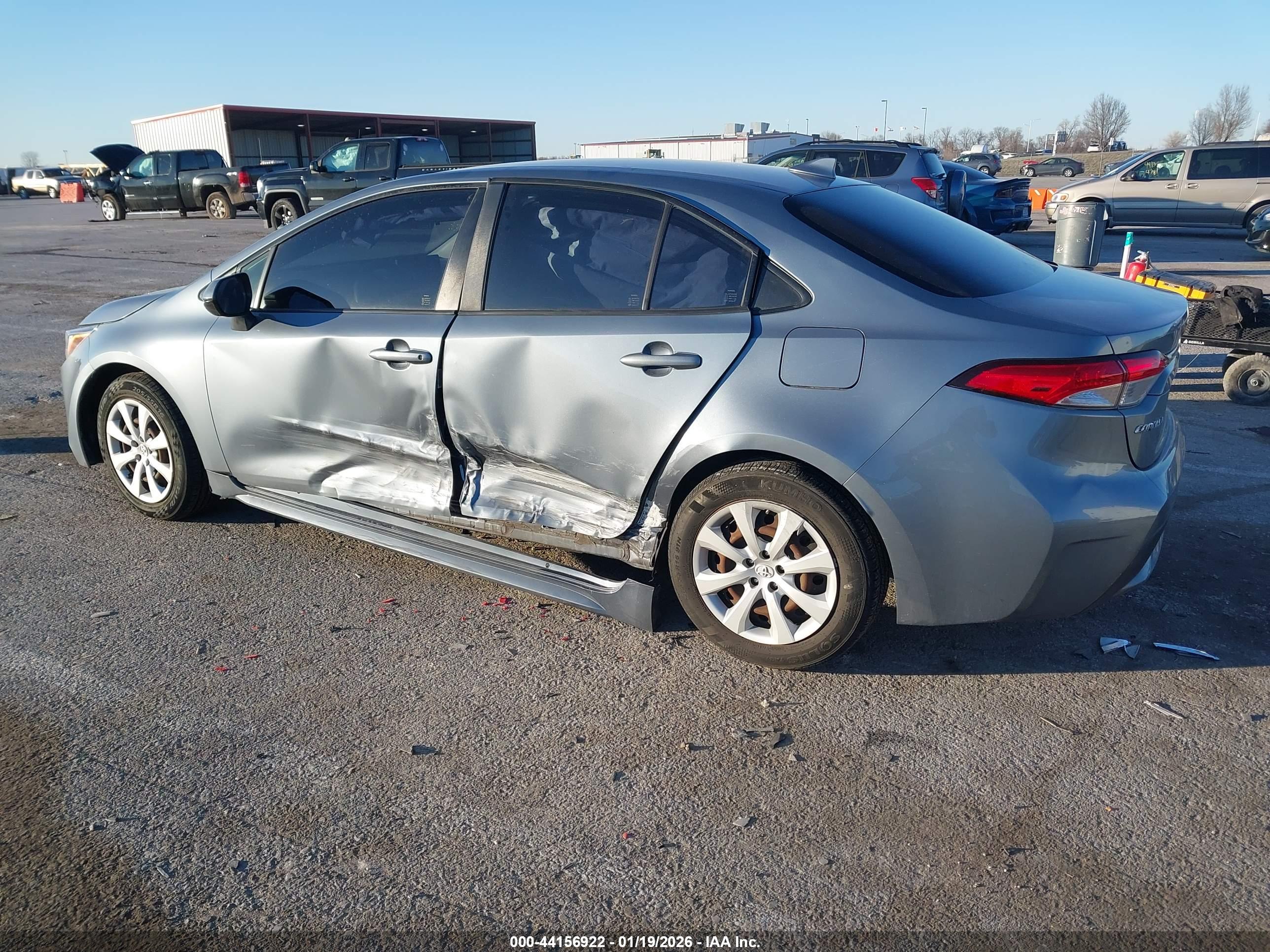 TOYOTA COROLLA image 3