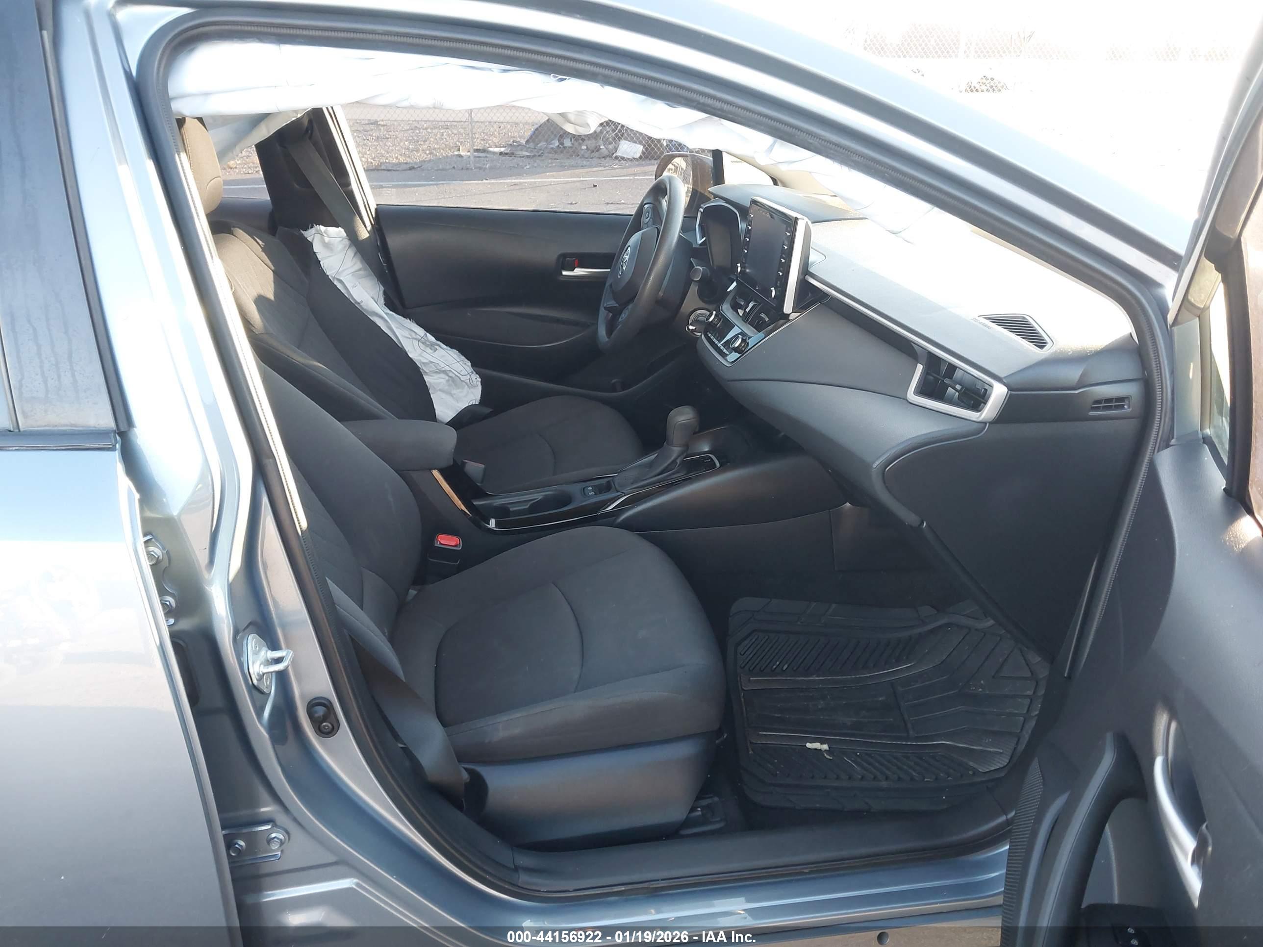 TOYOTA COROLLA image 5