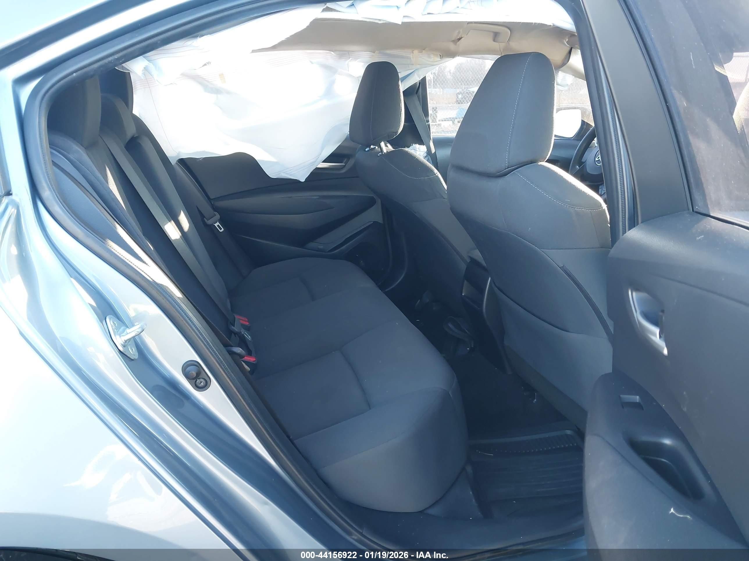 TOYOTA COROLLA image 8