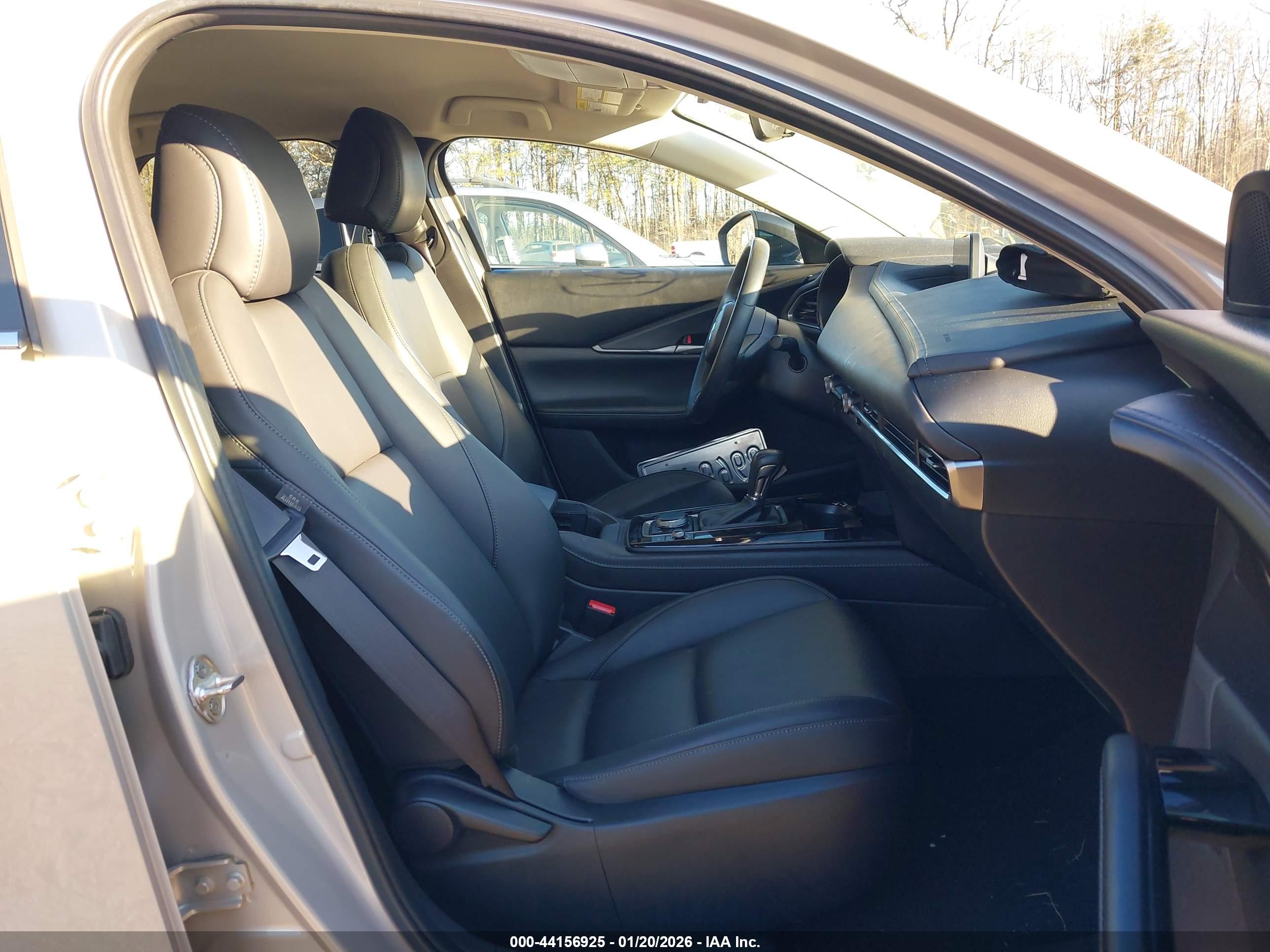 MAZDA CX-30 image 5