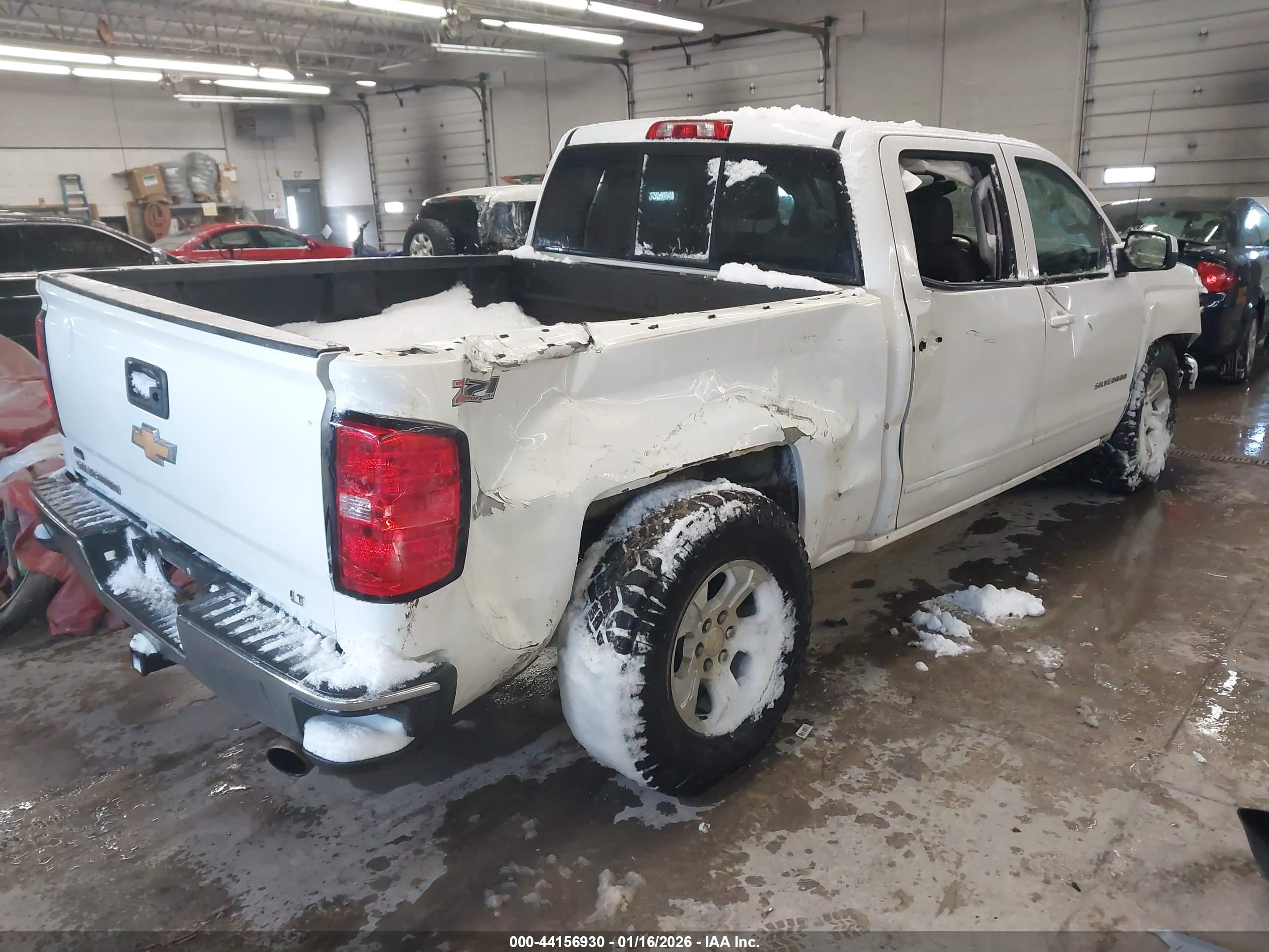 CHEVROLET SILVERADO image 4